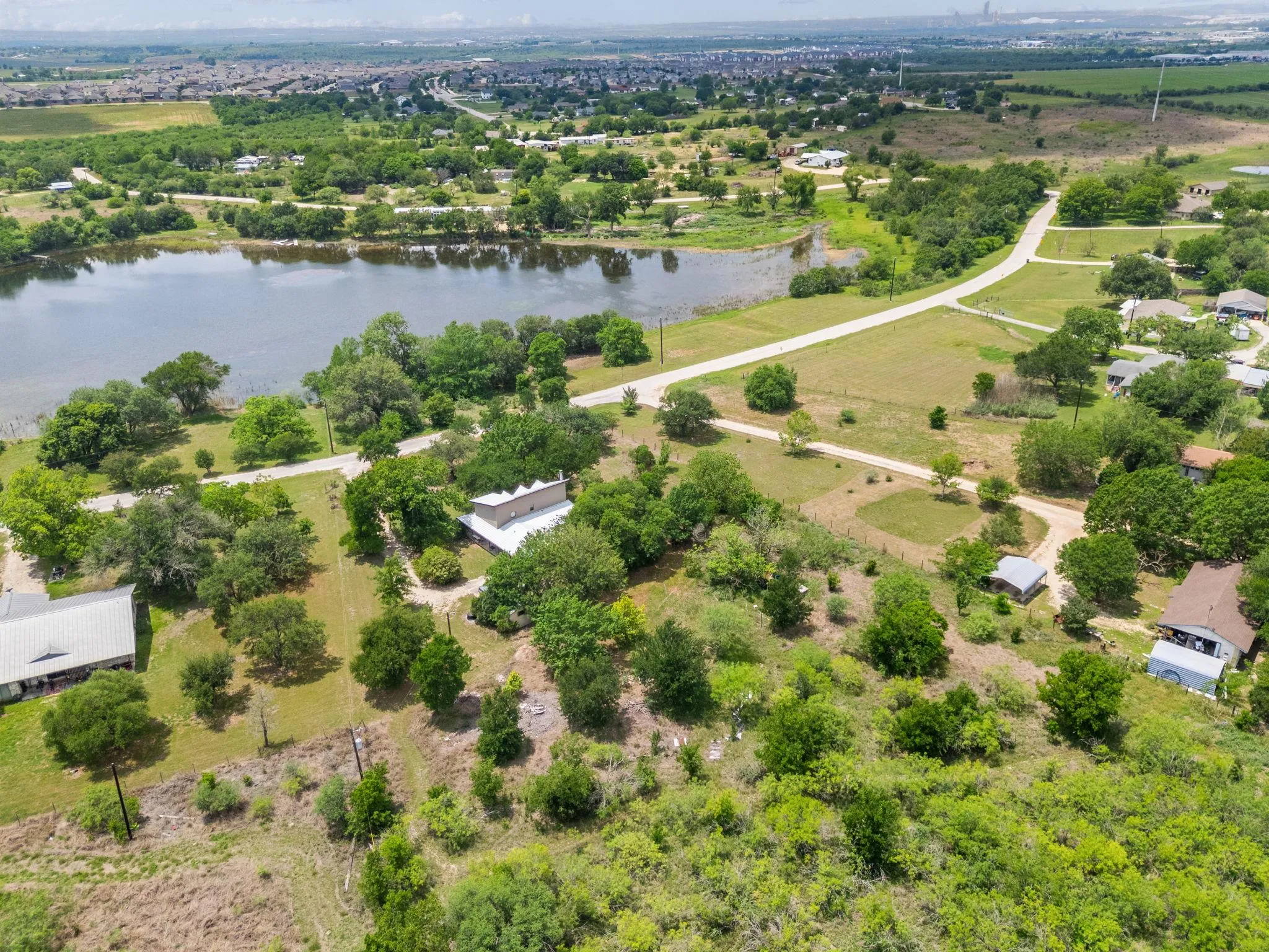 Photo of 907 HORACE HOWARD DR, San Marcos, TX, 78666