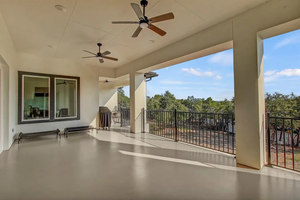 Photo 4 of 7605 LANTERN VIEW DR