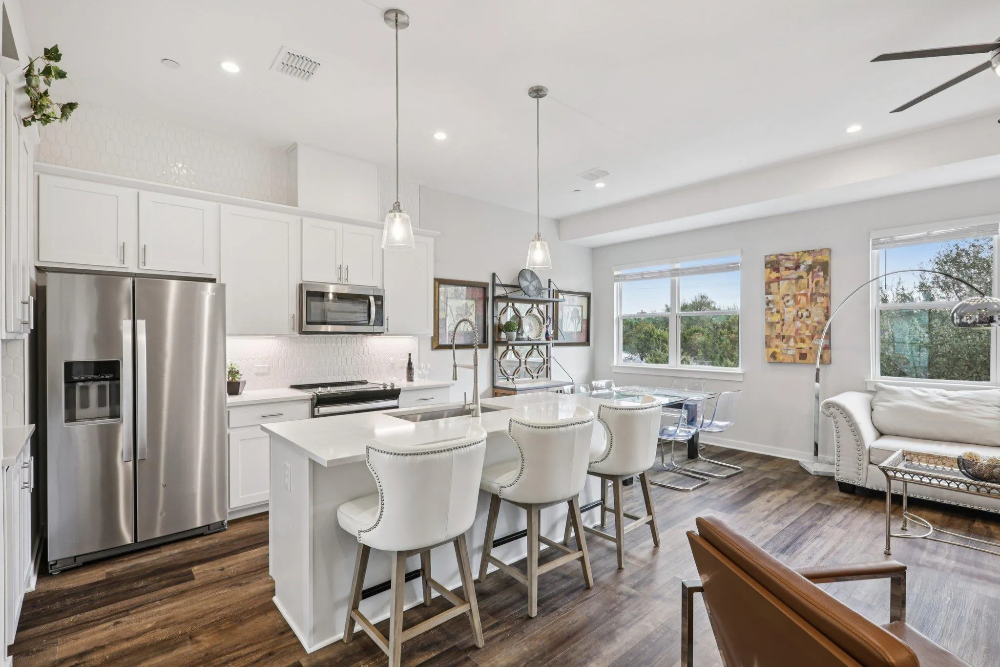 Photo 2 of 12001 VISTA PARKE DR #1104