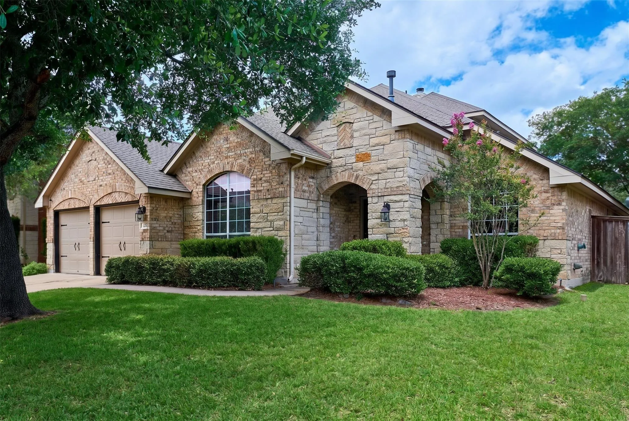 Photo 2 of 11708 PILLION PL
