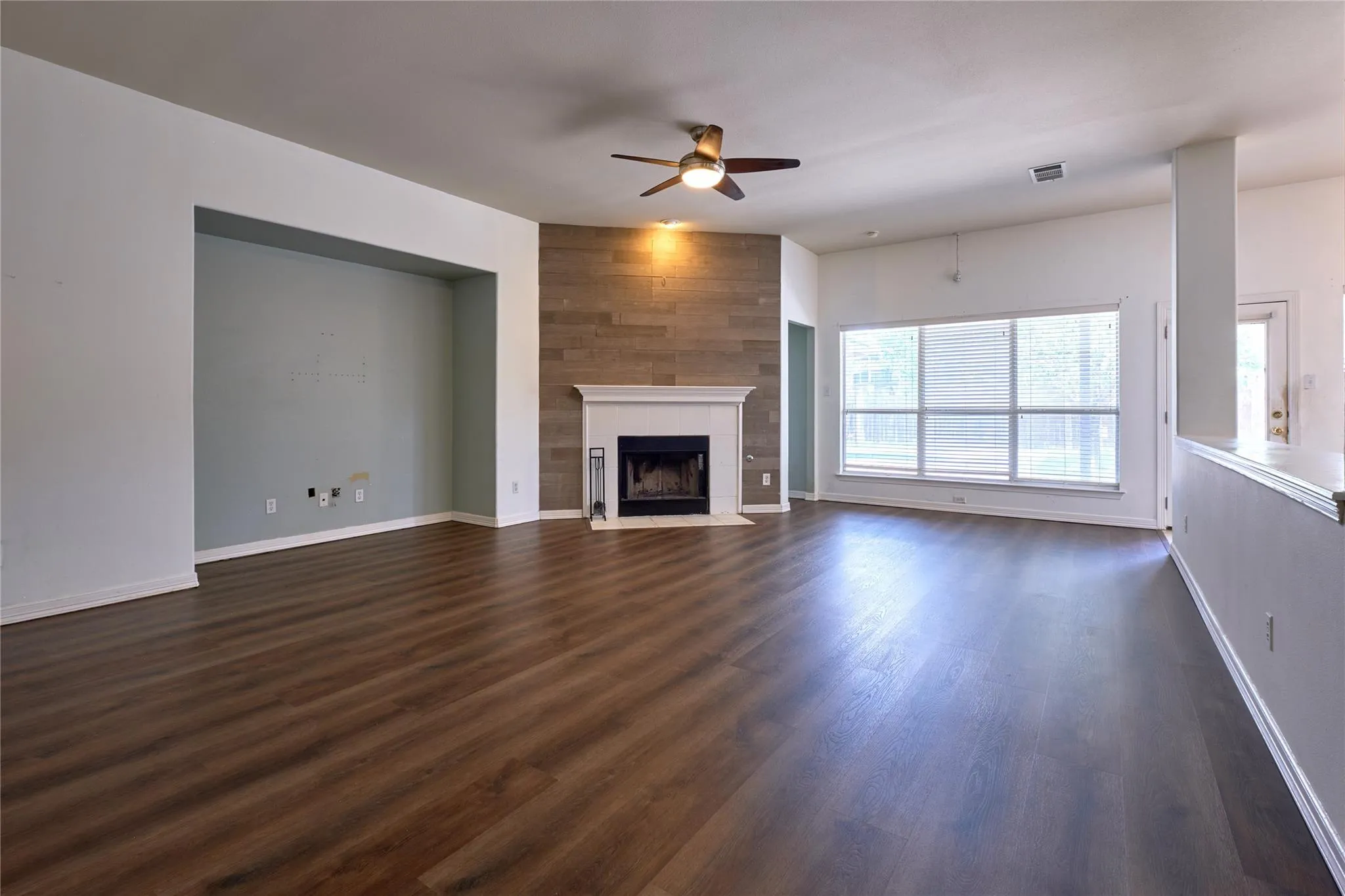 Photo 5 of 11708 PILLION PL