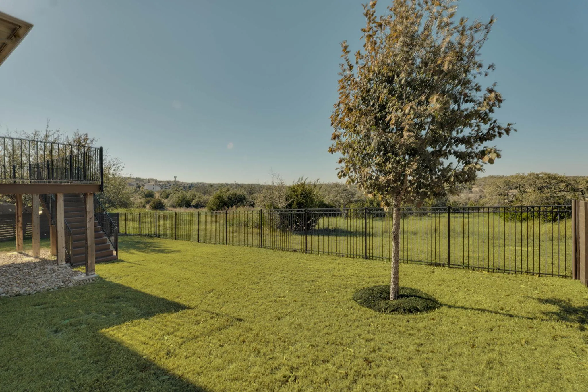 Photo 4 of 16704 HORONDELLE DR