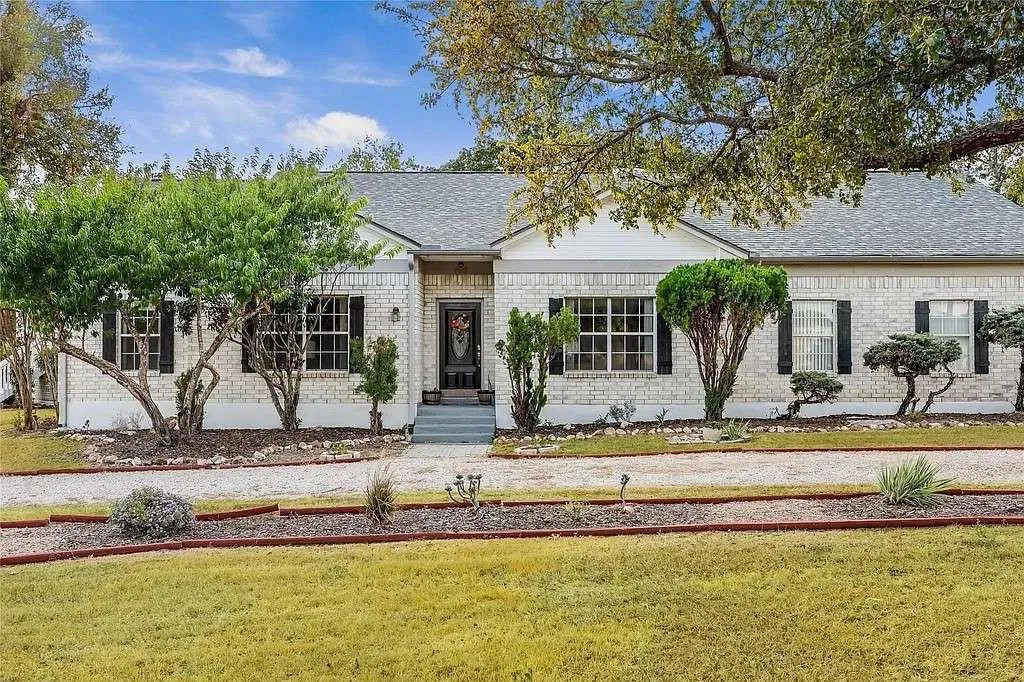 Photo of 107 PATRICIA RD, Georgetown, TX, 78628