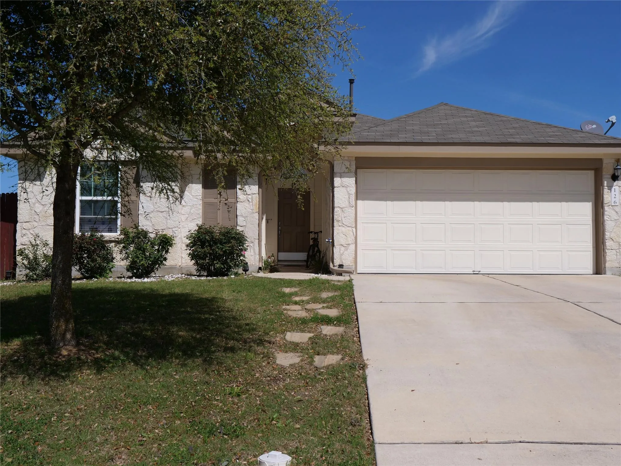 Photo of 126 JIM DANDY DR, Elgin, TX, 78621