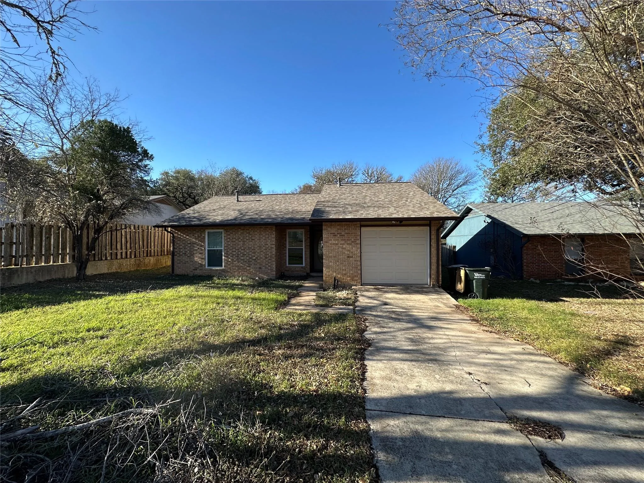 Photo of 2025 CASTLE GATE CIR, San Marcos, TX, 78666