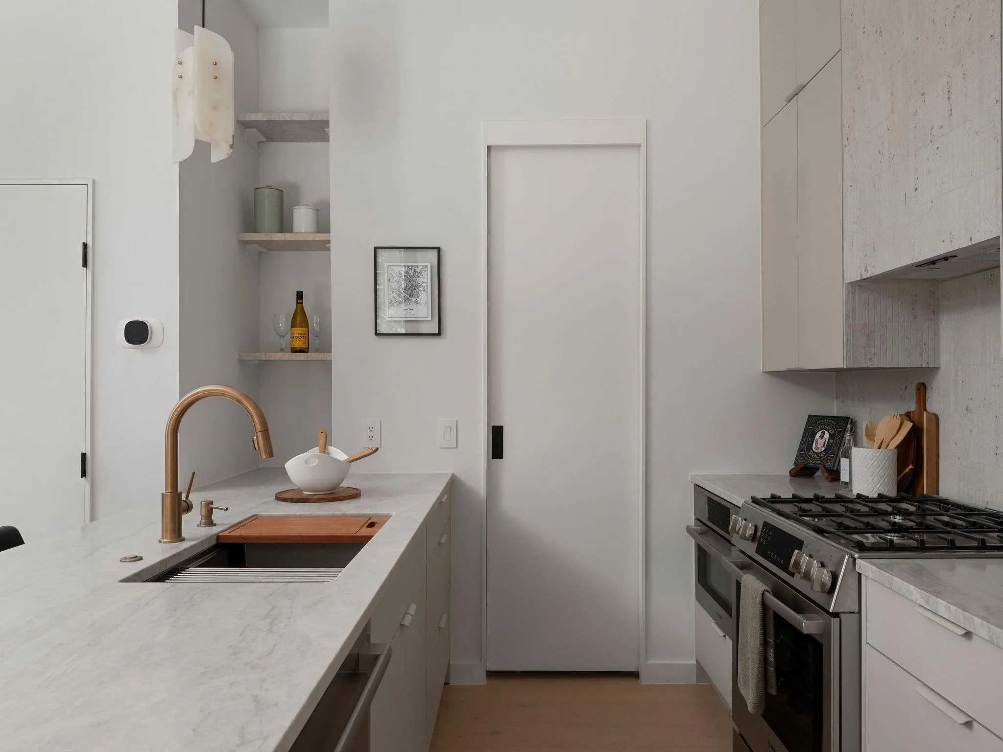 Photo 3 of 111 MILDRED ST #3