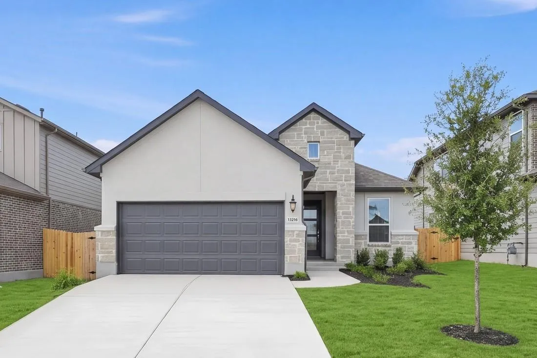 Photo of 13216 PARSONS PRAIRIE LN, Buda, TX, 78610