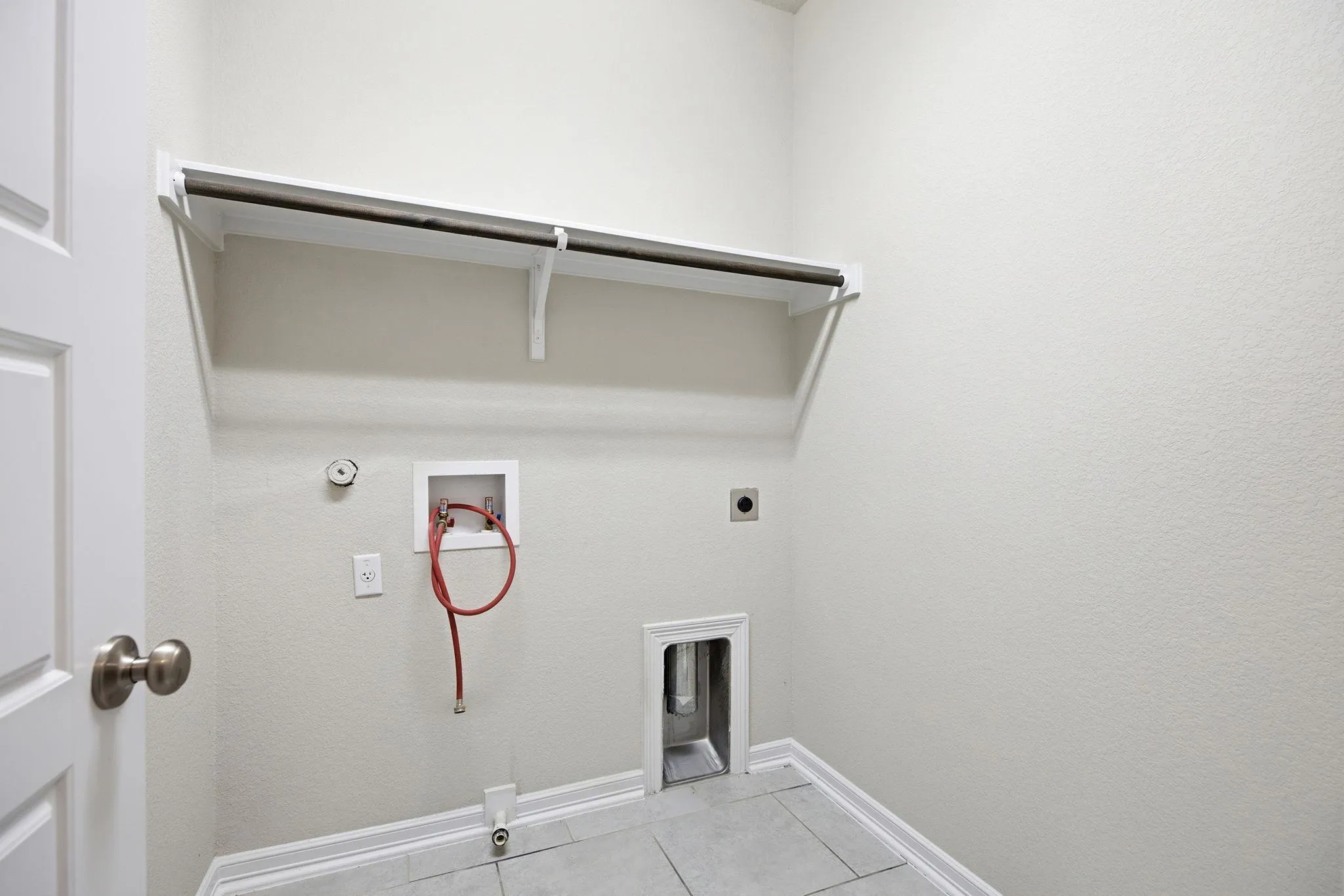 Photo 4 of 2210 DILLON POND LN #B
