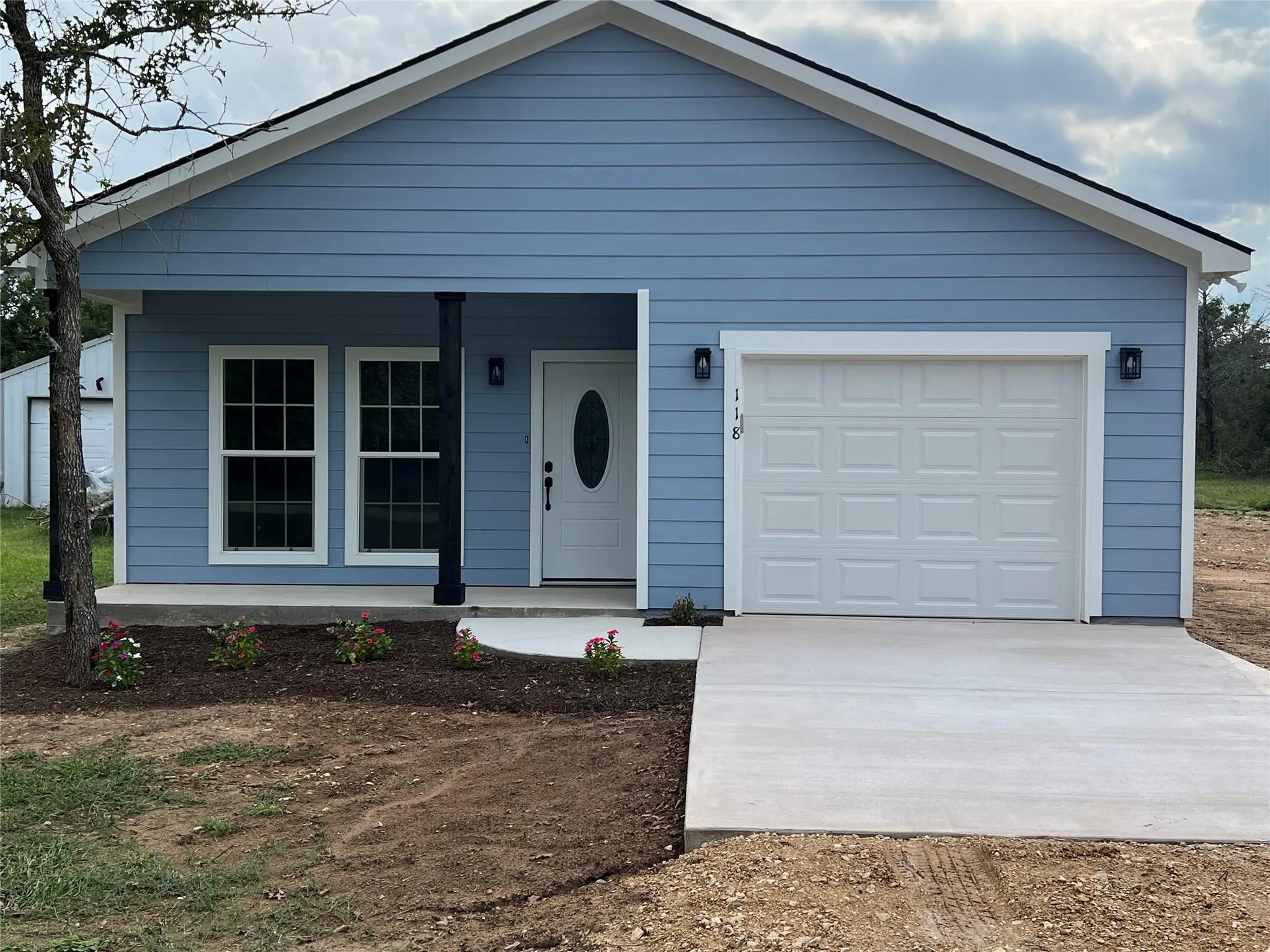 Photo of 118 PEACE PIPE, Smithville, TX, 78957