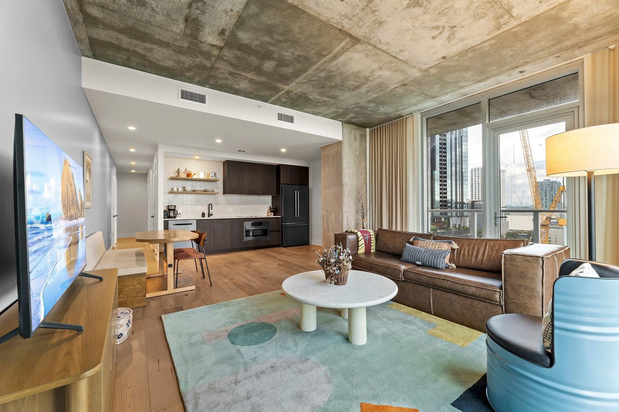 Photo 5 of 48 EAST AVE #1804