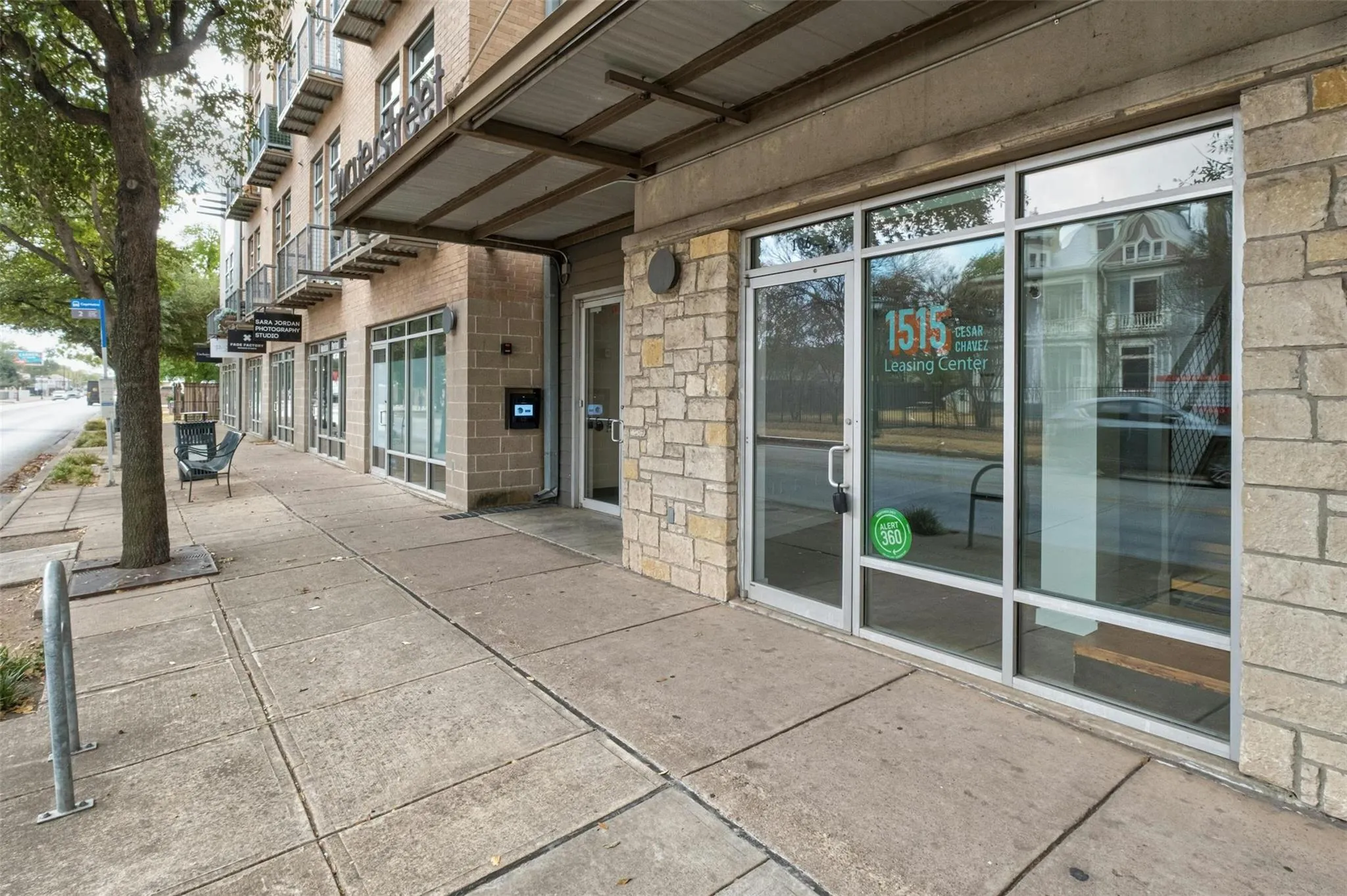 Photo 5 of 1601 E CESAR CHAVEZ ST #106