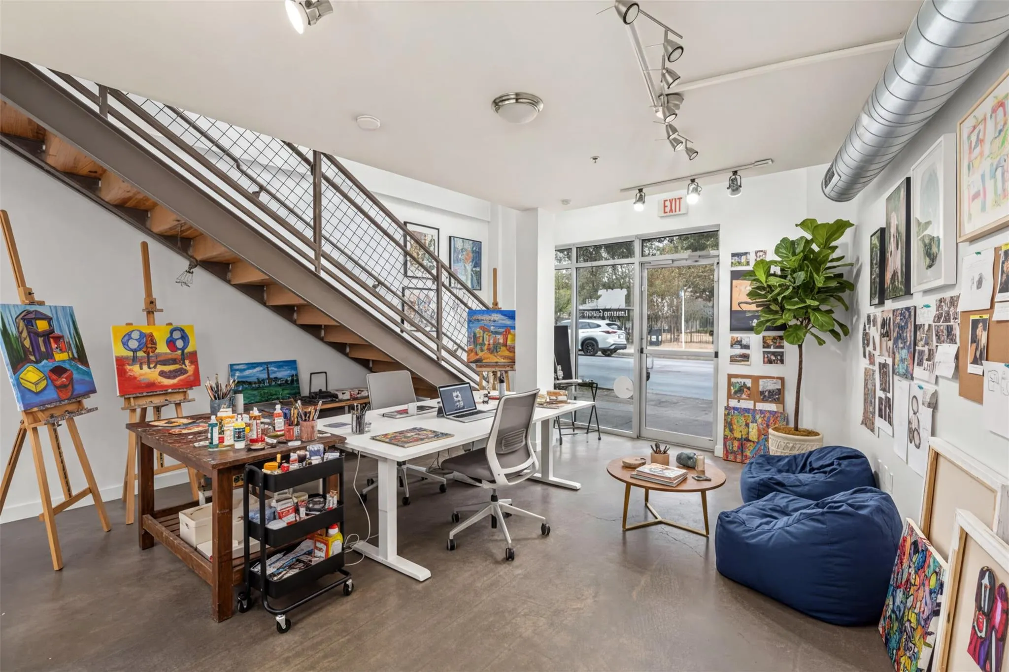 Photo 3 of 1601 E CESAR CHAVEZ ST #106