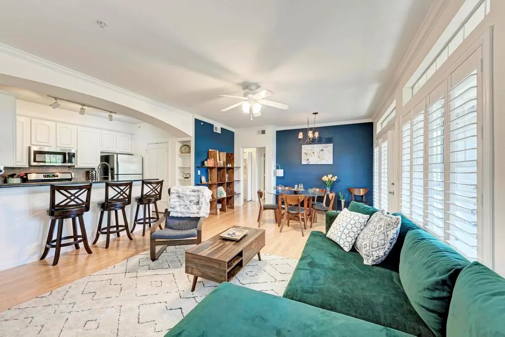 Photo of 9525 N CAPITAL OF TEXAS HIGHWAY #635, Austin, TX, 78759