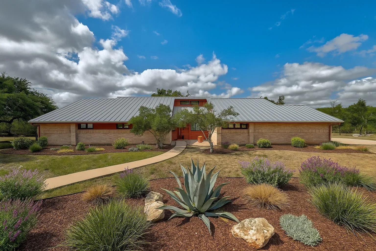 Photo of 300 SYCAMORE VALLEY RD, Dripping Springs, TX, 78620
