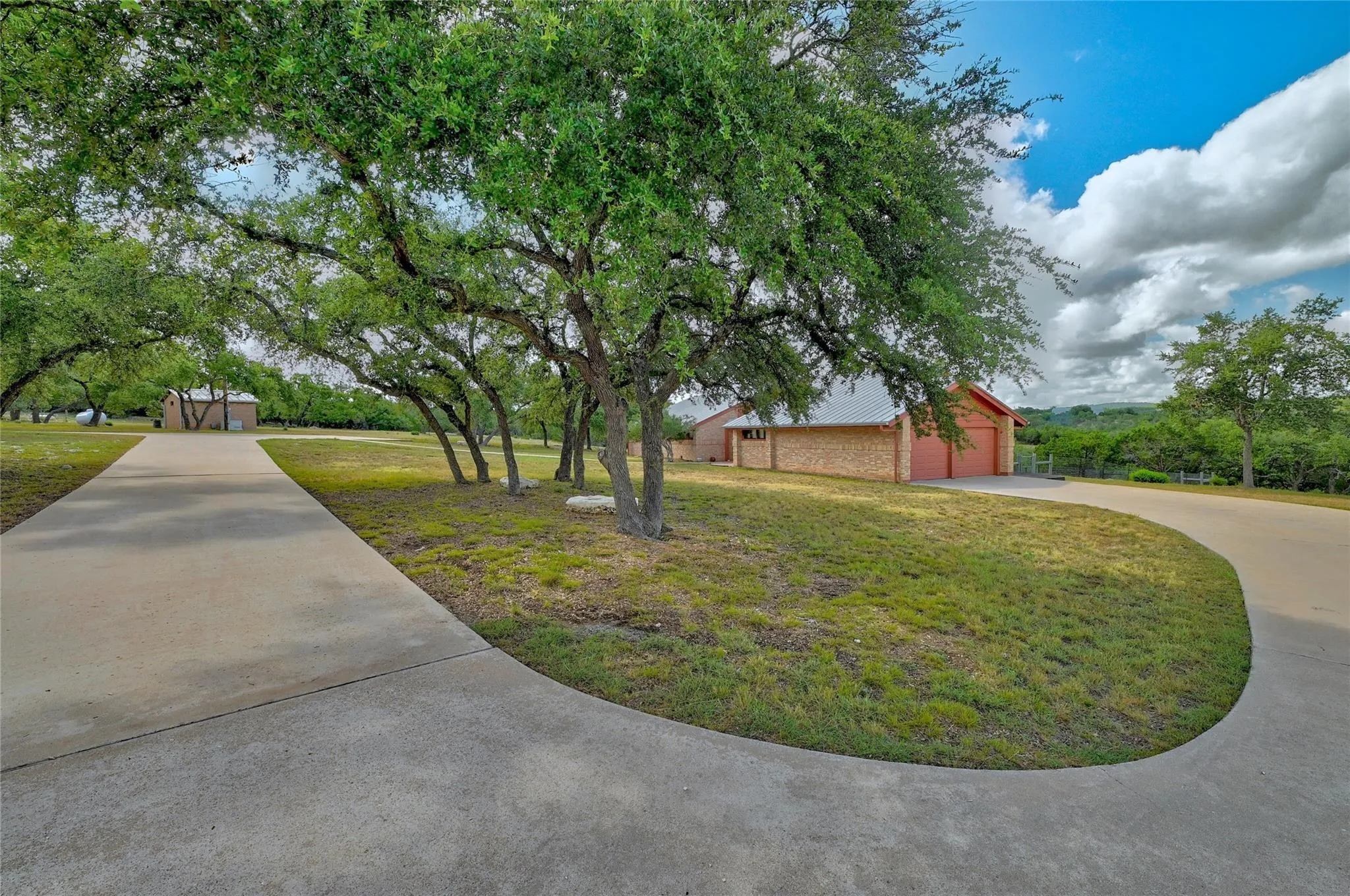 Photo 4 of 300 SYCAMORE VALLEY RD