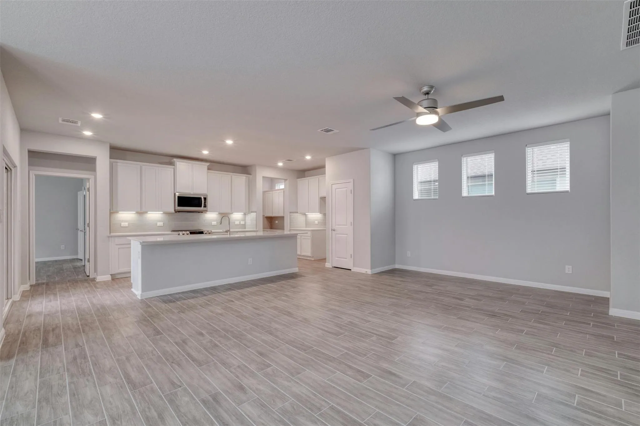 Photo 5 of 3017 SETTLEMENT DR #24