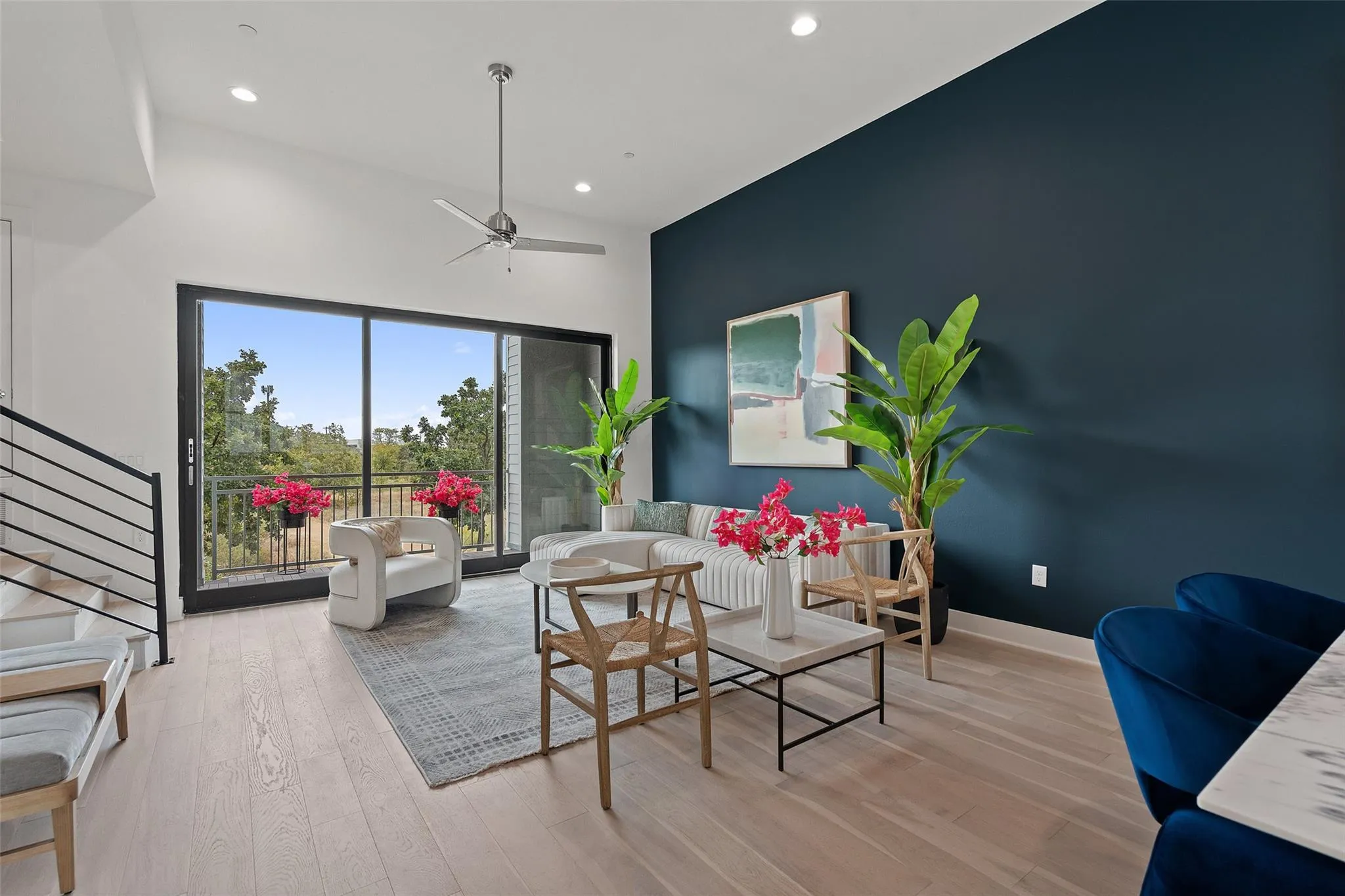 Photo 4 of 2805 MCCURDY ST #2