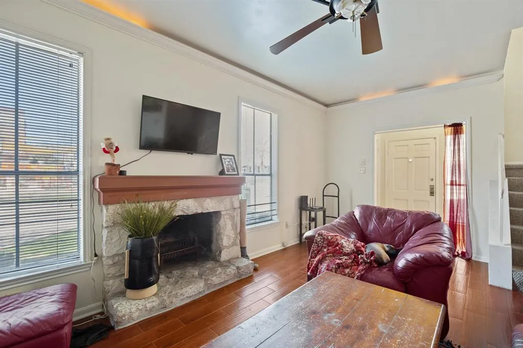 Photo 2 of 2529 RIO GRANDE ST #7