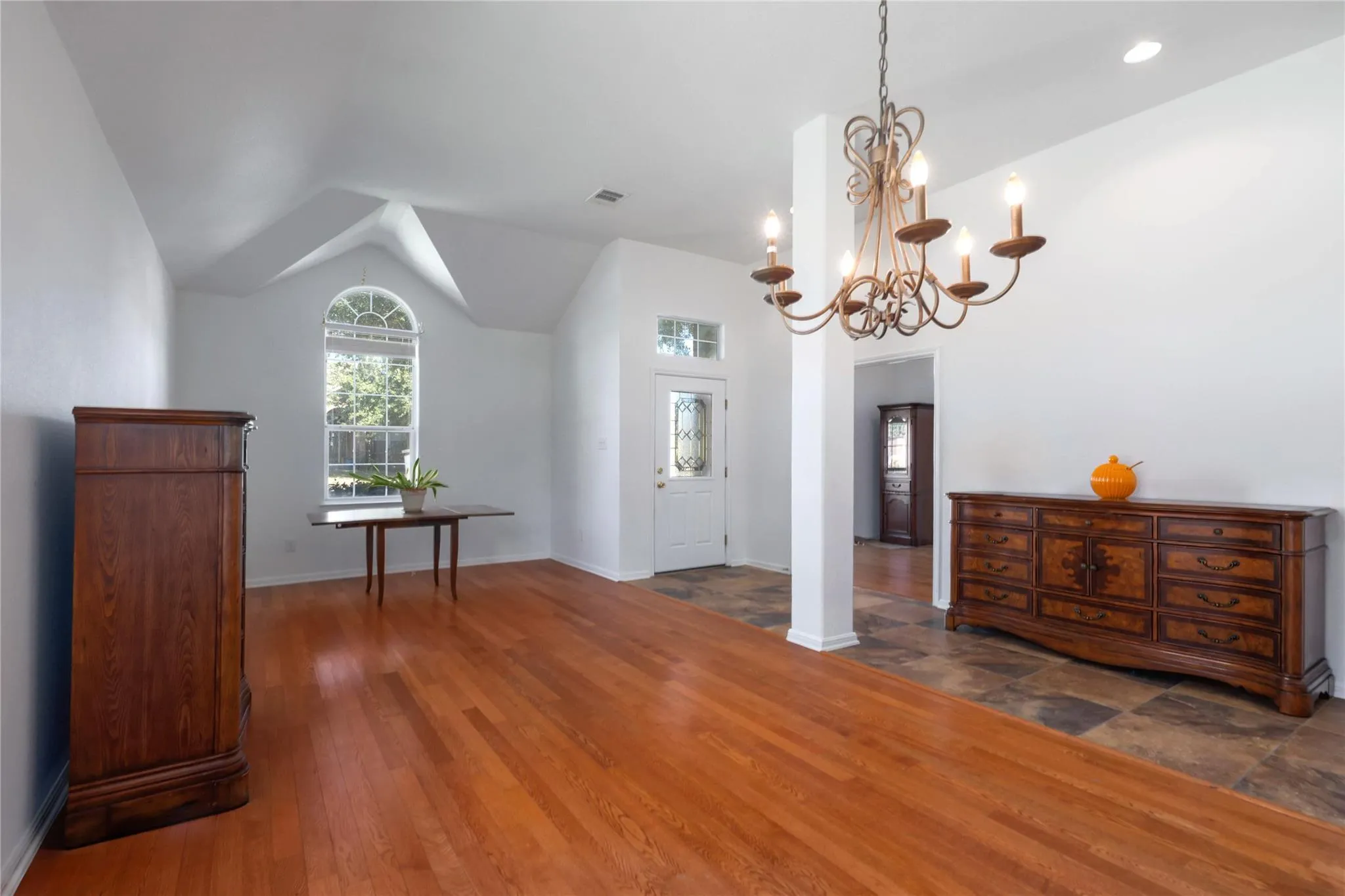 Photo 5 of 19309 SEA ISLAND DR