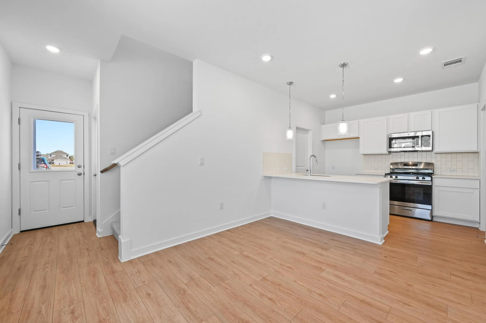 Photo 5 of 497 ORLEANIAN DR #C
