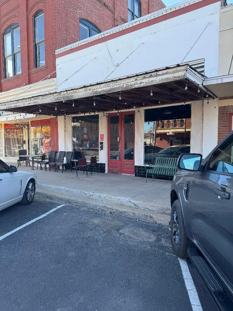 Photo of 303 MAIN ST, Smithville, TX, 78957