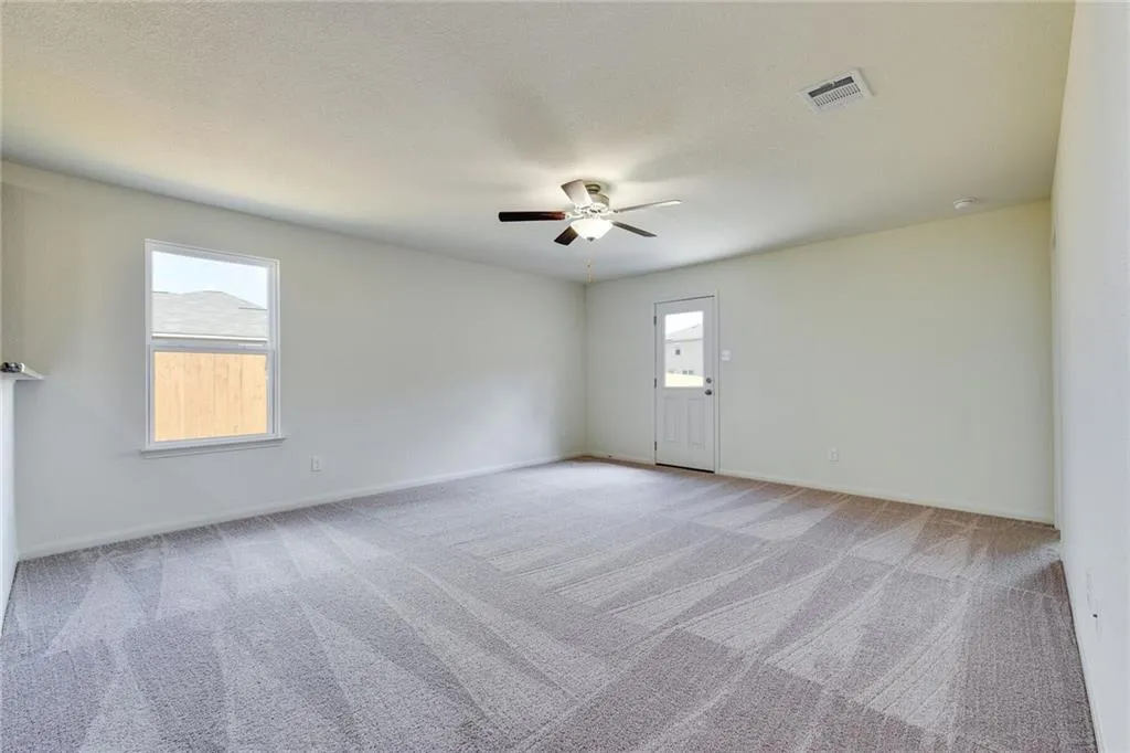 Photo 5 of 140 ALLINGTON CIR