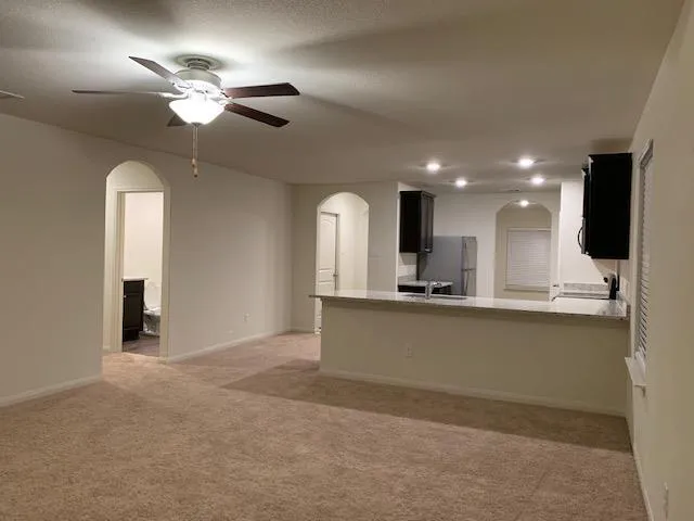 Photo 3 of 140 ALLINGTON CIR