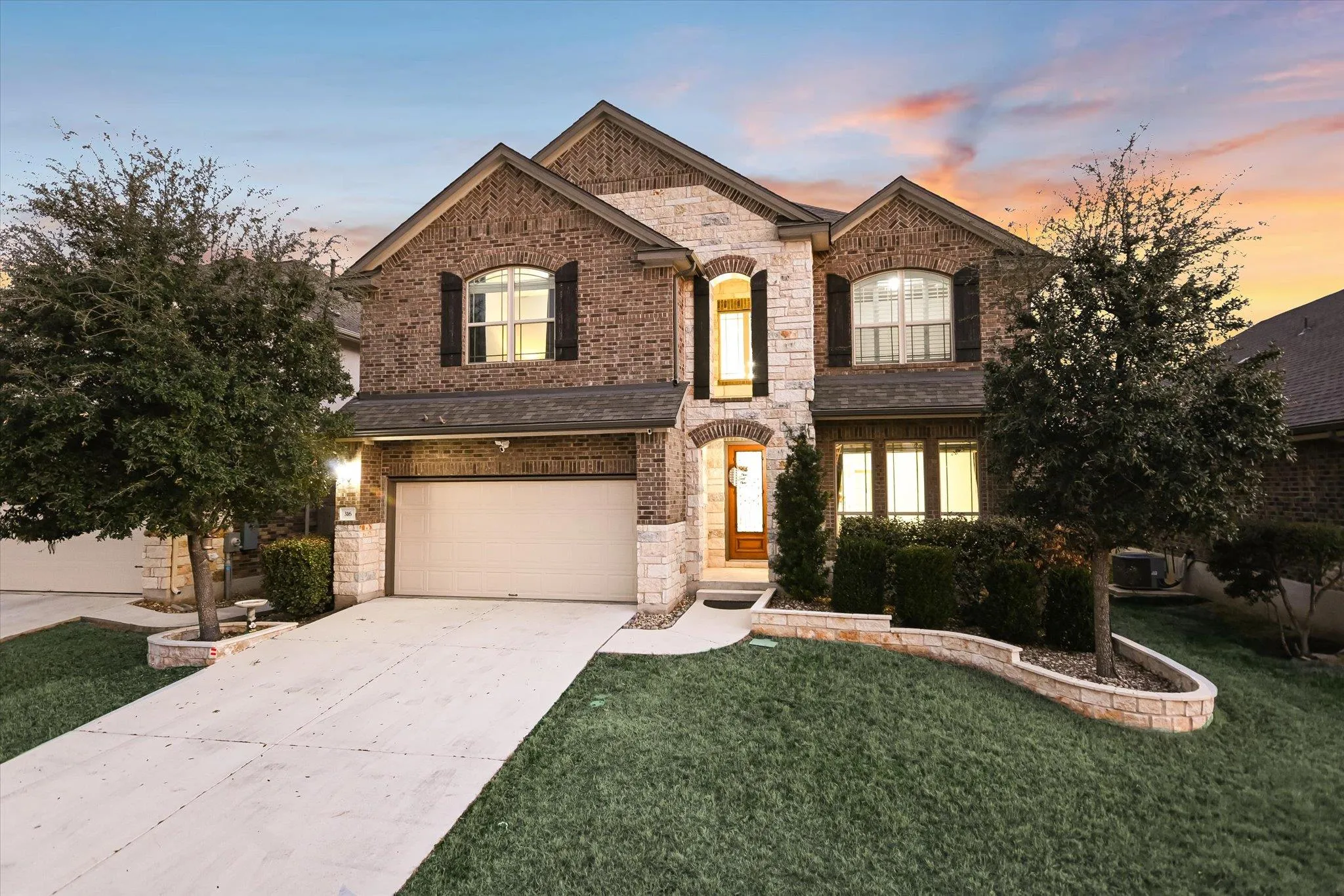 Photo of 316 MIDDLE BROOK DR, Leander, TX, 78641