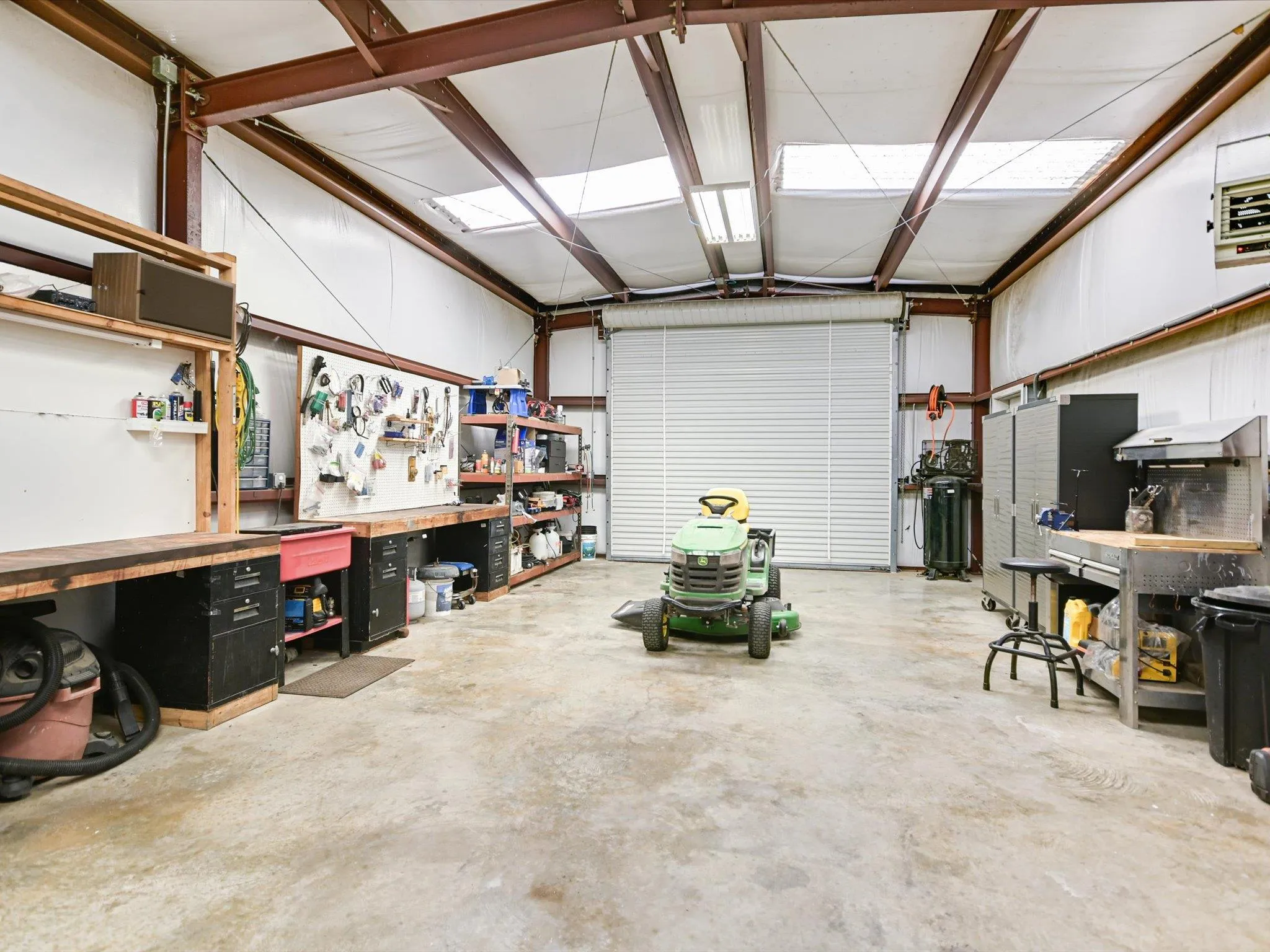 Photo 5 of 10111 BAXTER LN