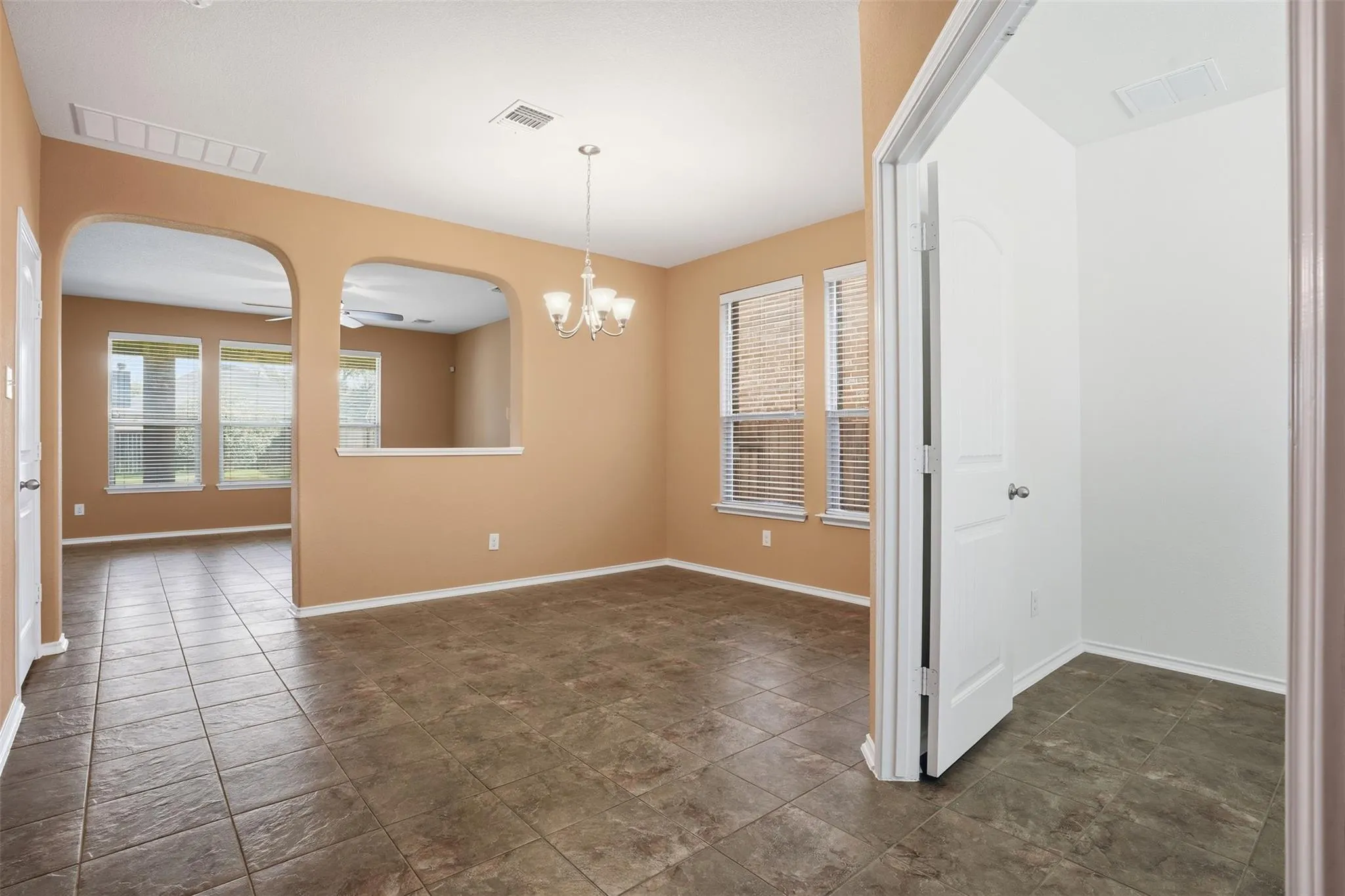 Photo 5 of 1720 BOVINA DR