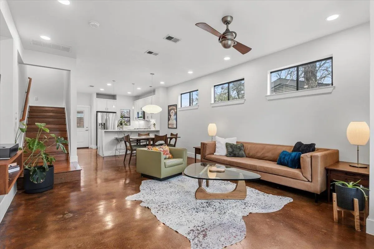 Photo of 115 HAVANA ST #A, Austin, 78704