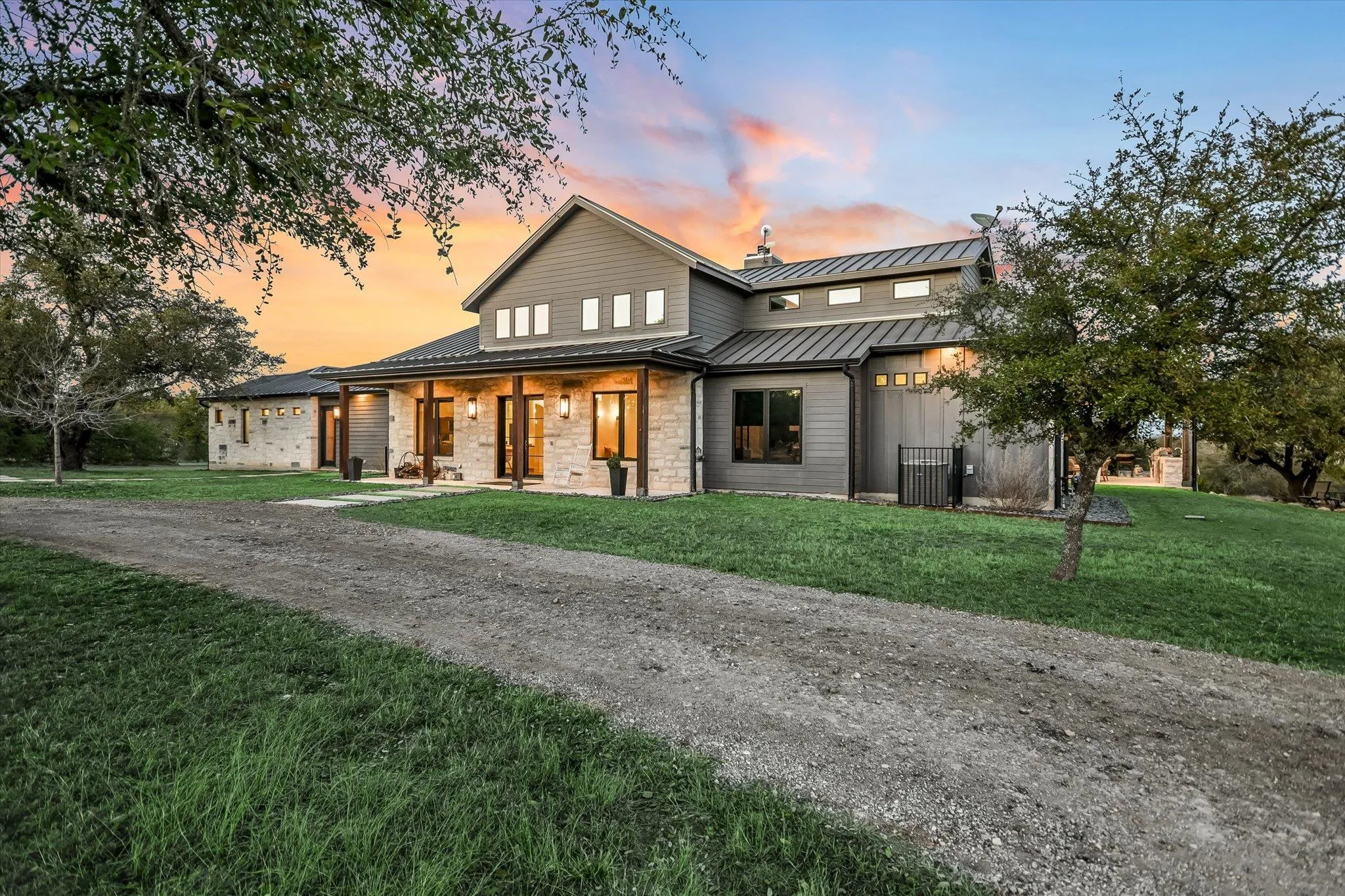 Photo of 3340 MARTIN RD, Dripping Springs, TX, 78620