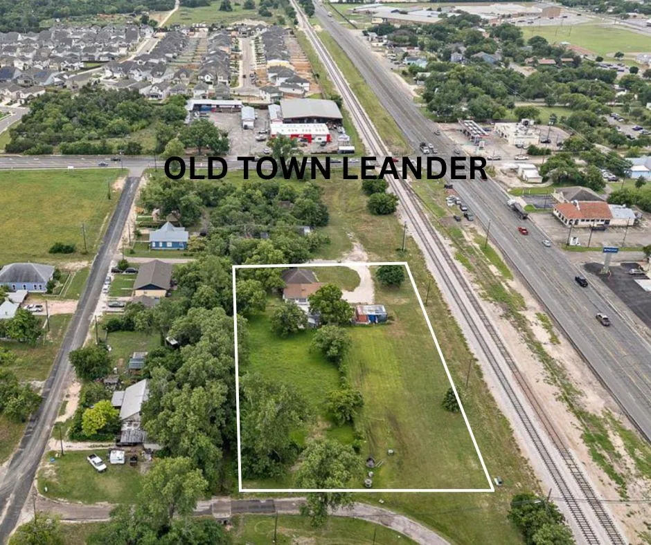 Photo of 103 E WILLIS ST, Leander, TX, 78641