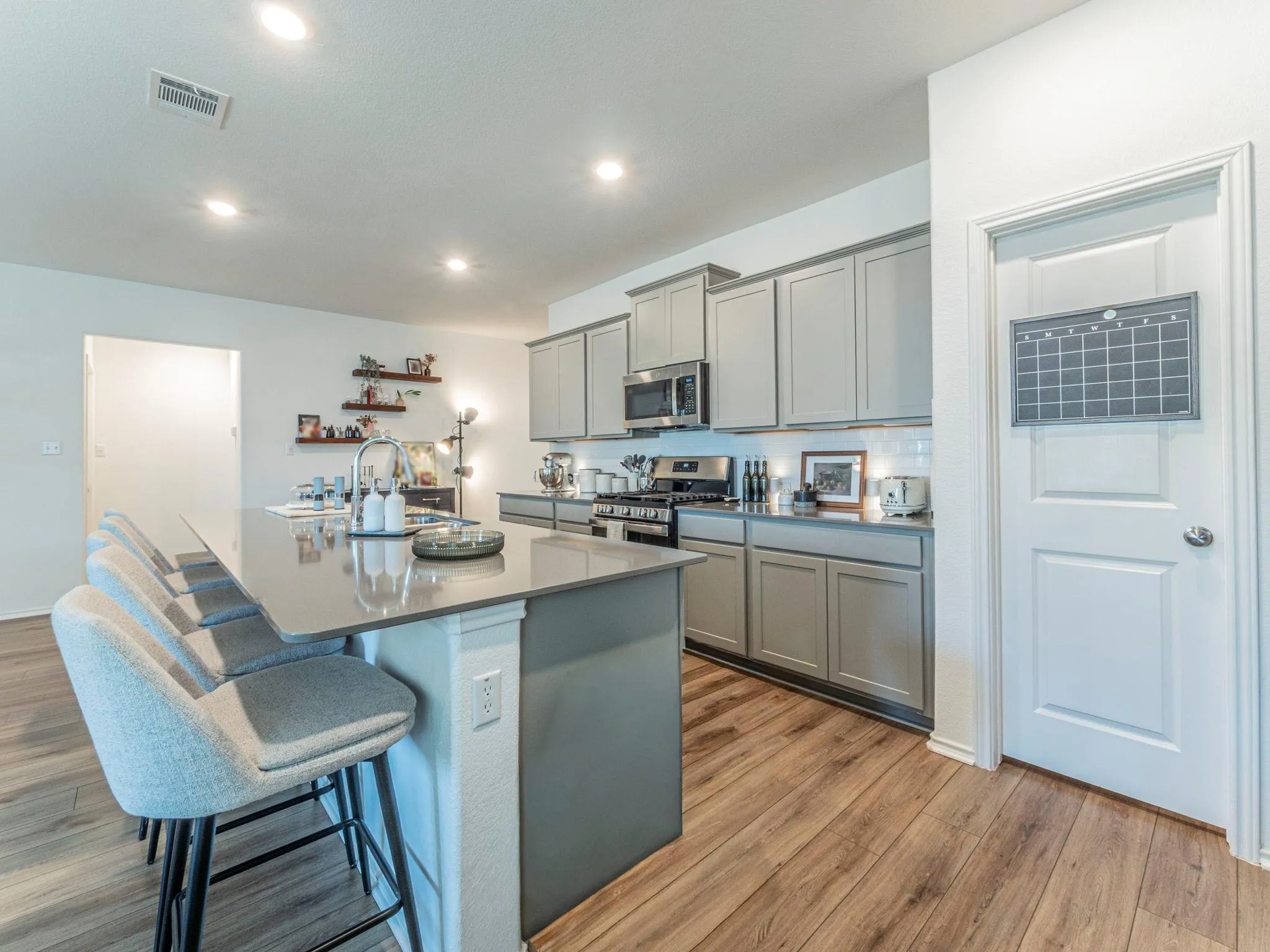 Photo 5 of 524 SEBRING CIR