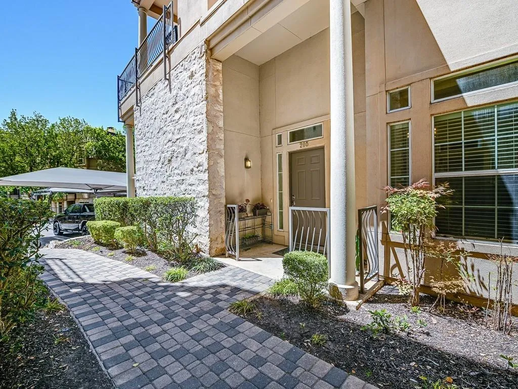 Photo of 2918 RANCH ROAD 620 N #X-205, Austin, TX, 78734