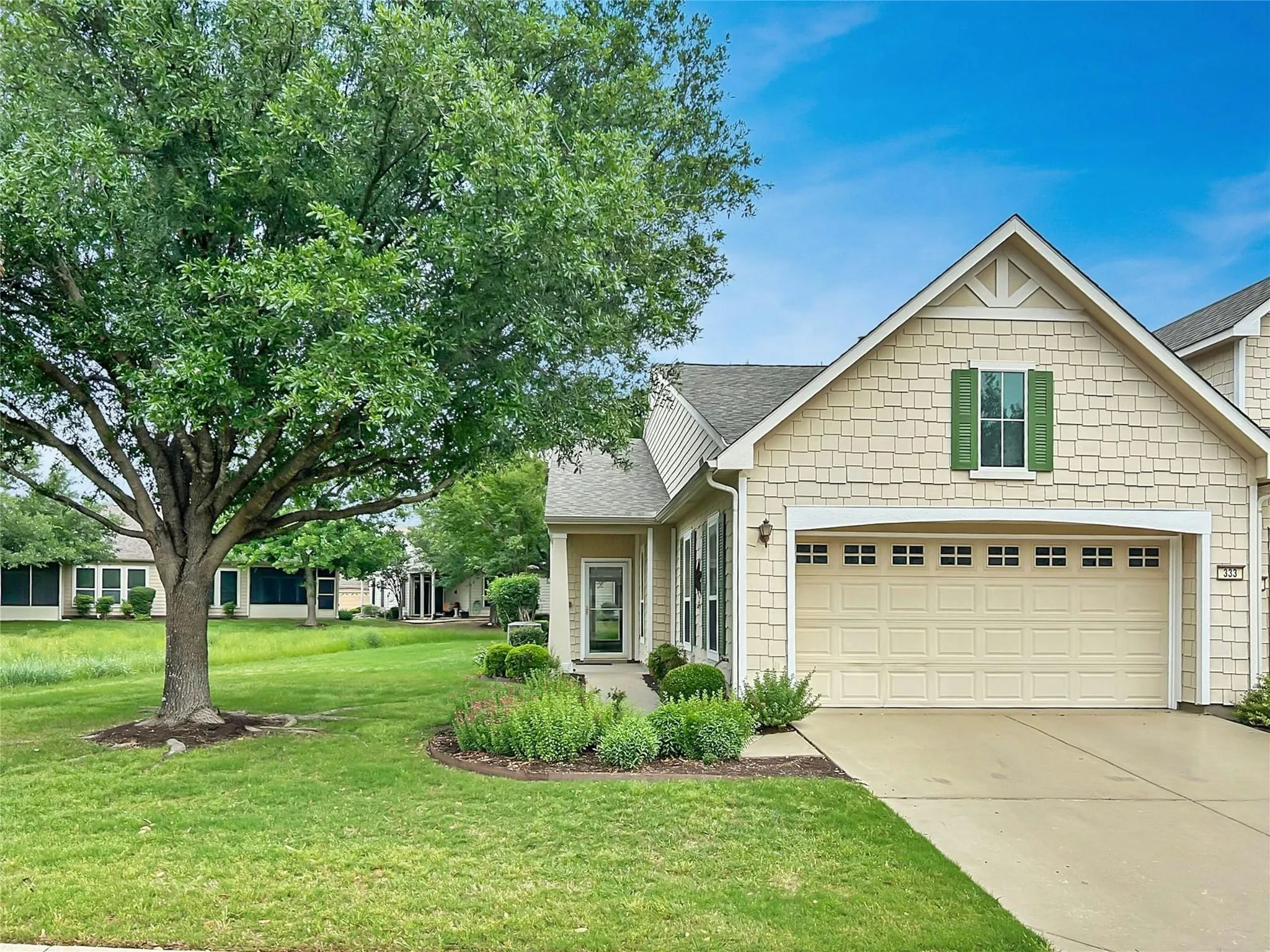 Photo of 333 PORTSMOUTH DR, Georgetown, TX, 78633