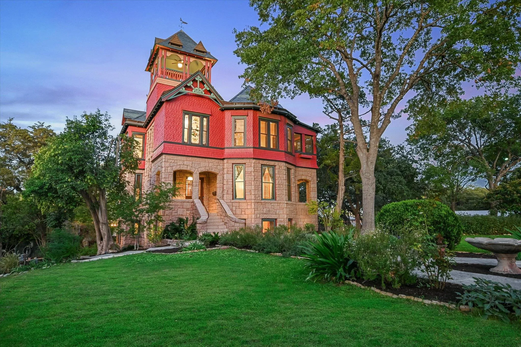 Photo 5 of 400 ACADEMY DR