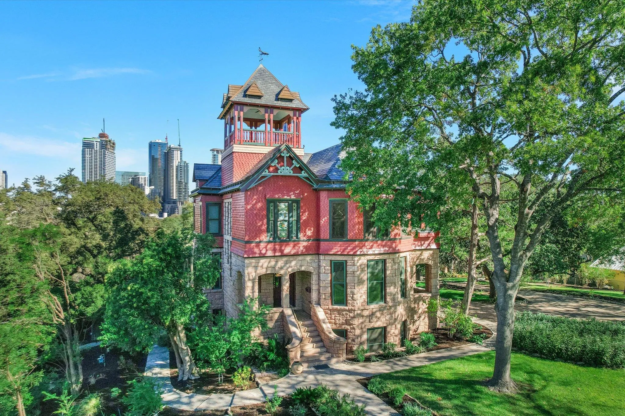 Photo of 400 ACADEMY DR, Austin, 78704