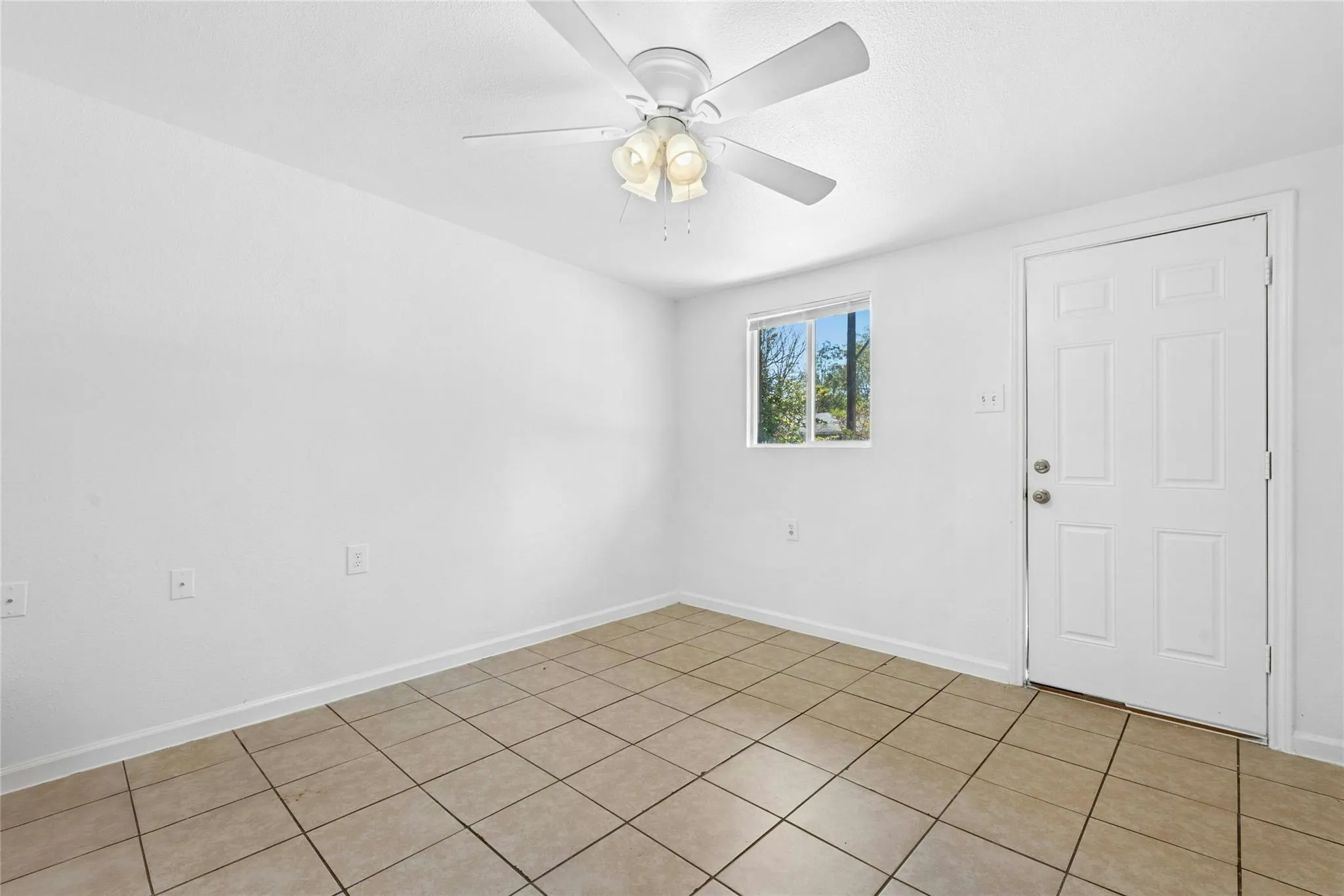 Photo 5 of 1011 HACKBERRY ST #A&B