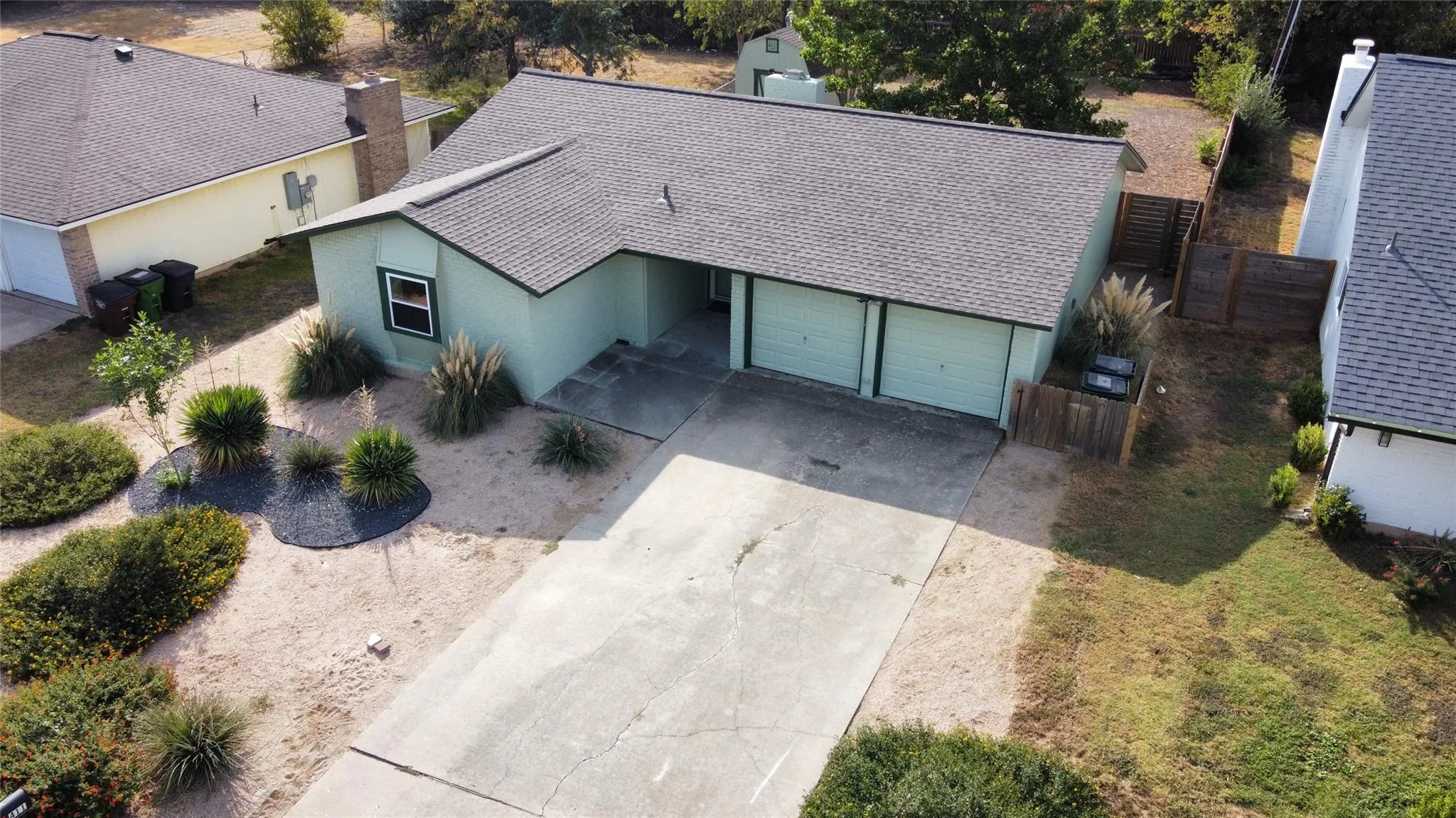 Photo 2 of 411 BUCKBOARD BLVD