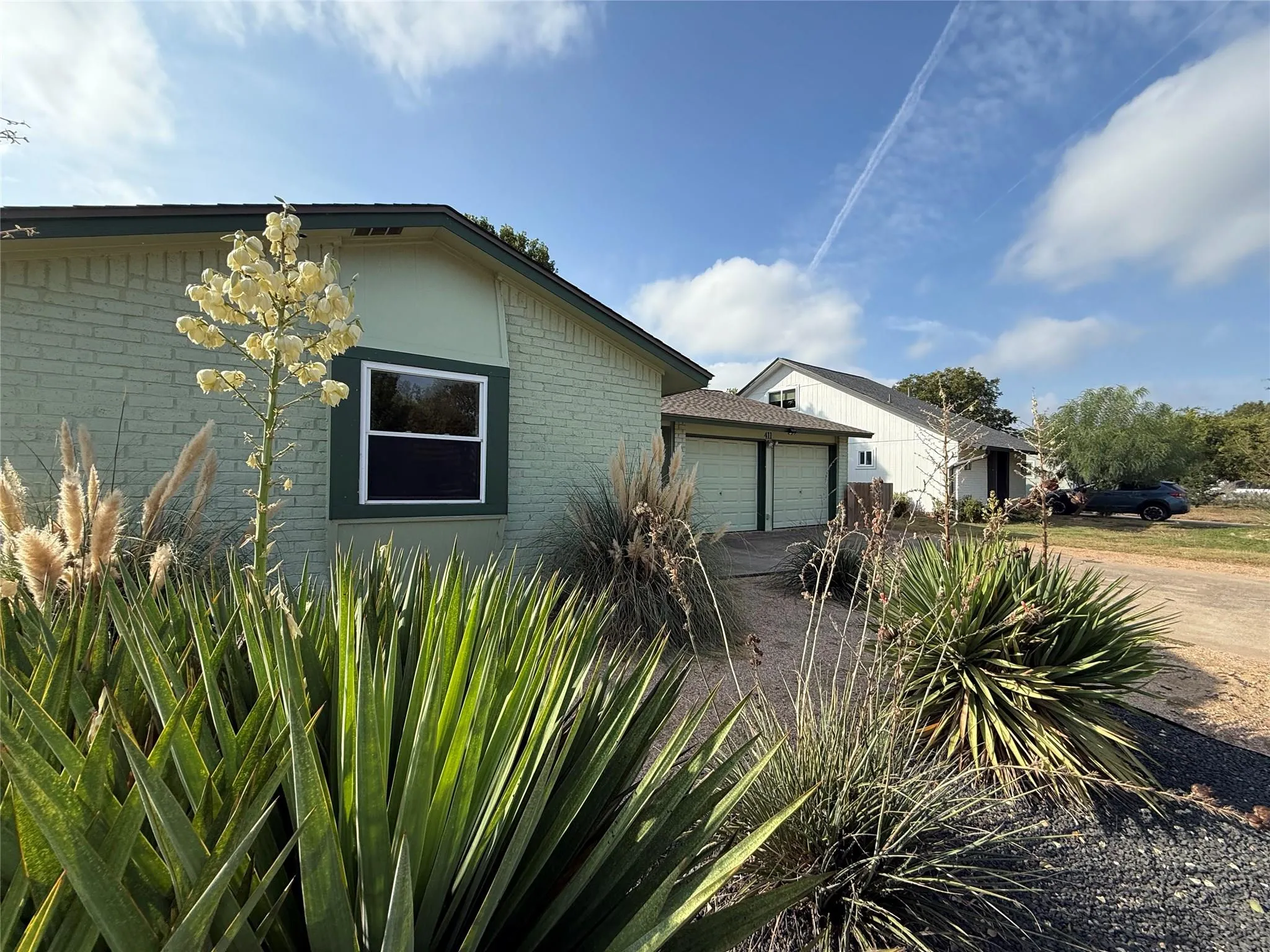 Photo of 411 BUCKBOARD BLVD, Round Rock, TX, 78681