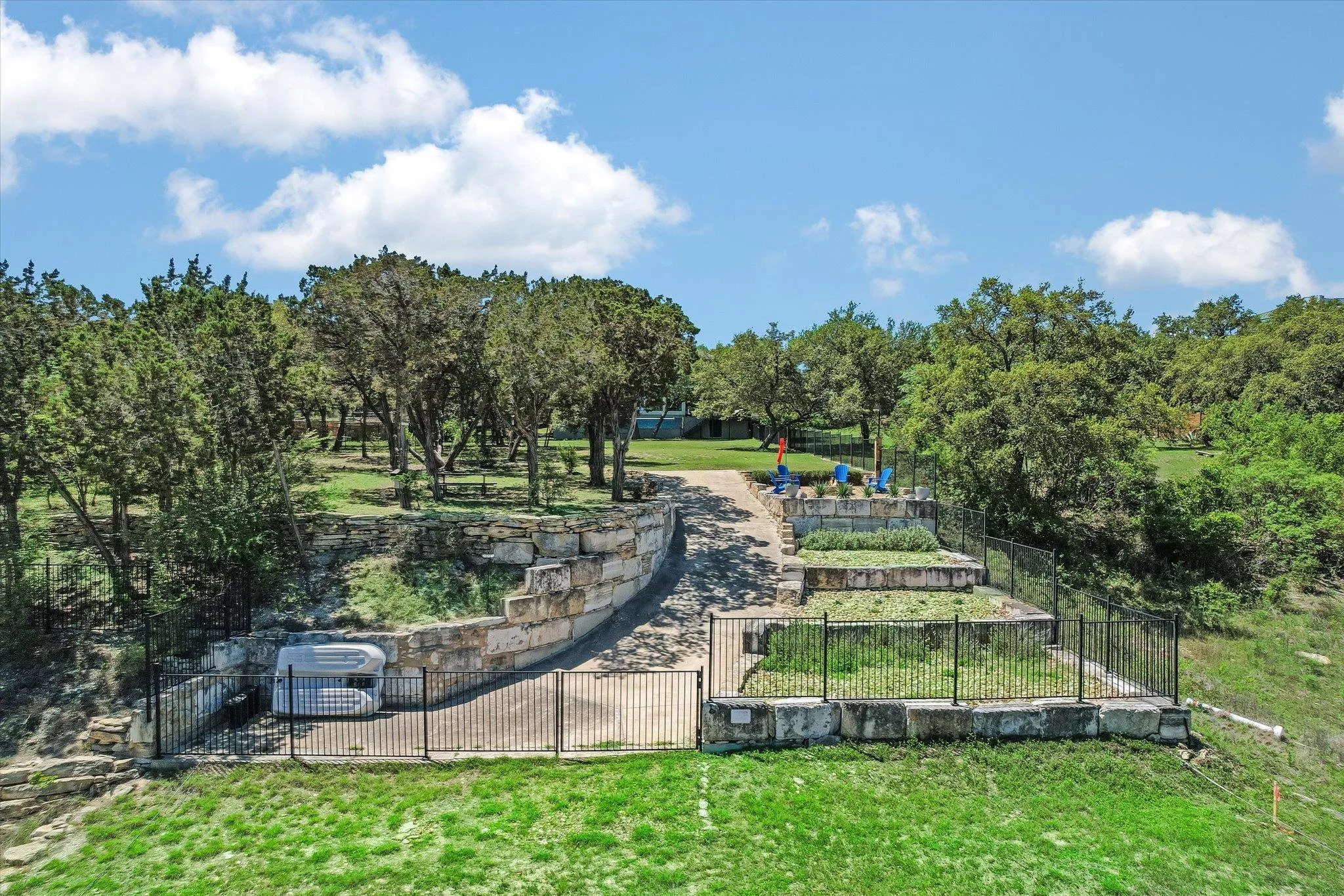 Photo 3 of 5711 POOL CANYON CV
