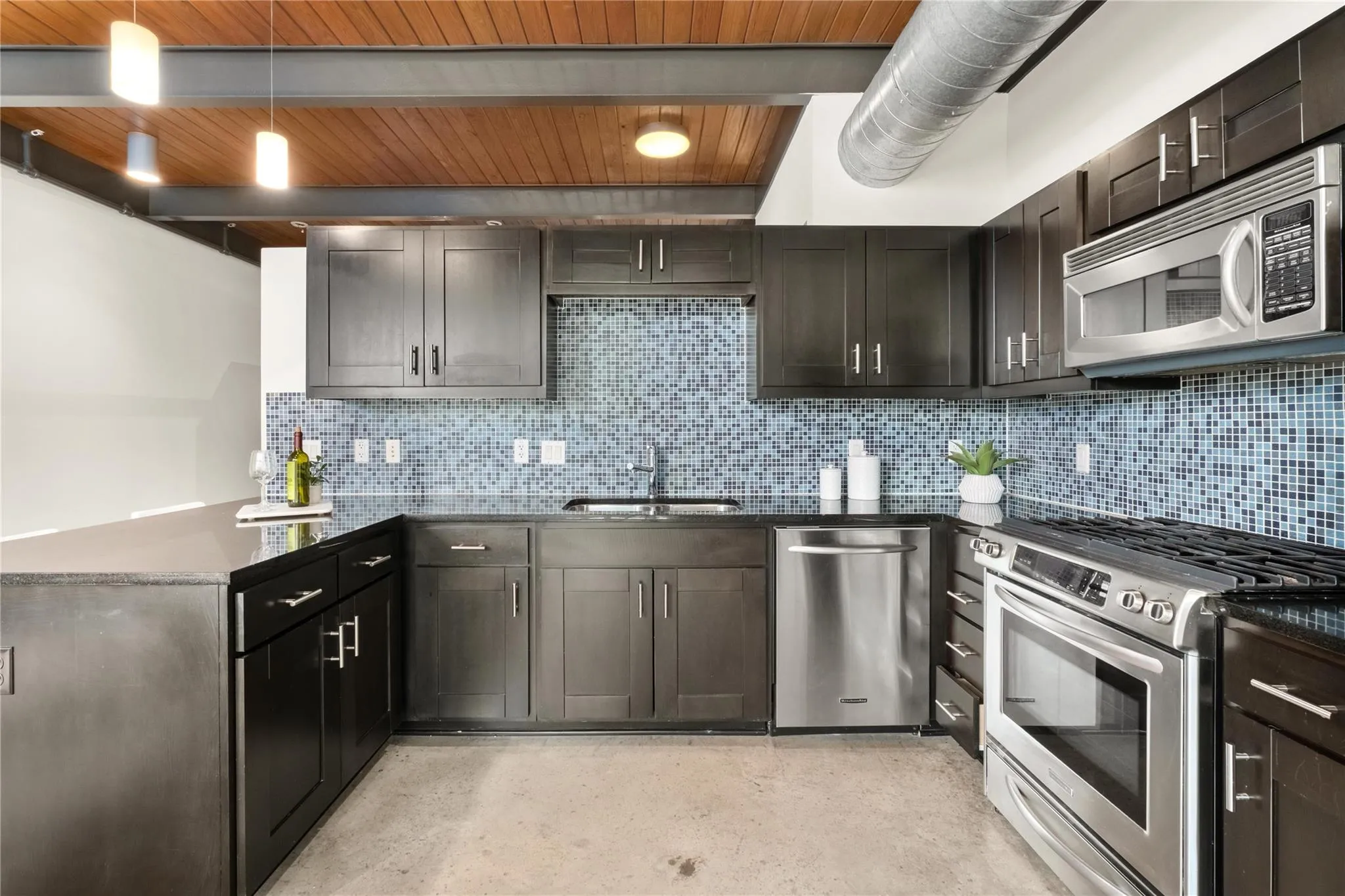 Photo 5 of 2205 N LAMAR BLVD #113