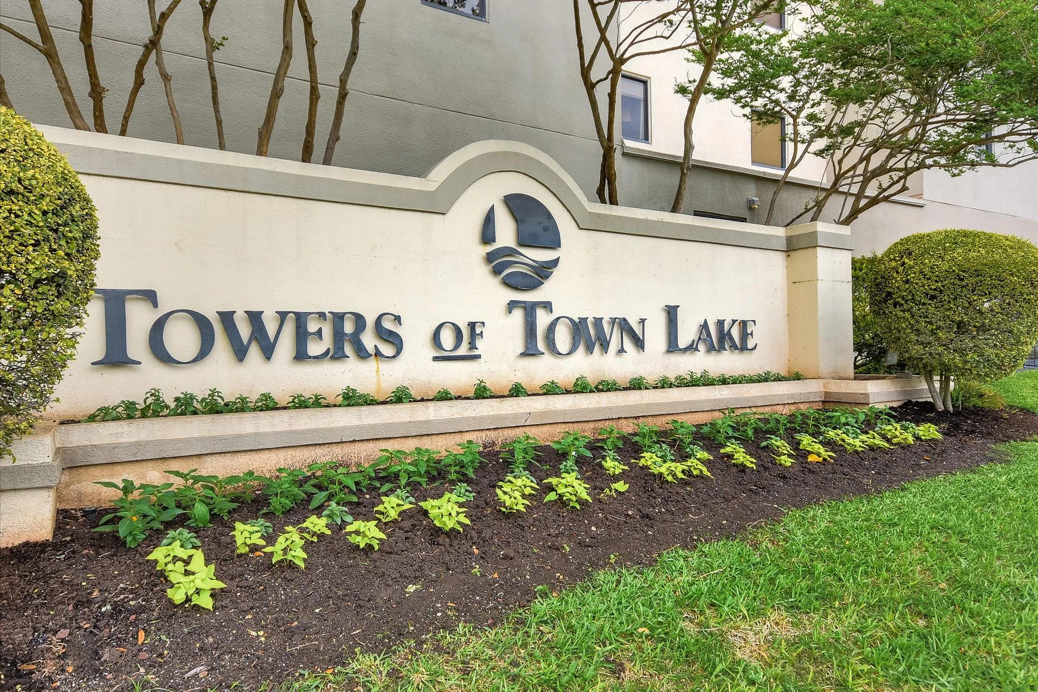 Photo of 40 N INTERSTATE 35 #3B3, Austin, TX, 78701