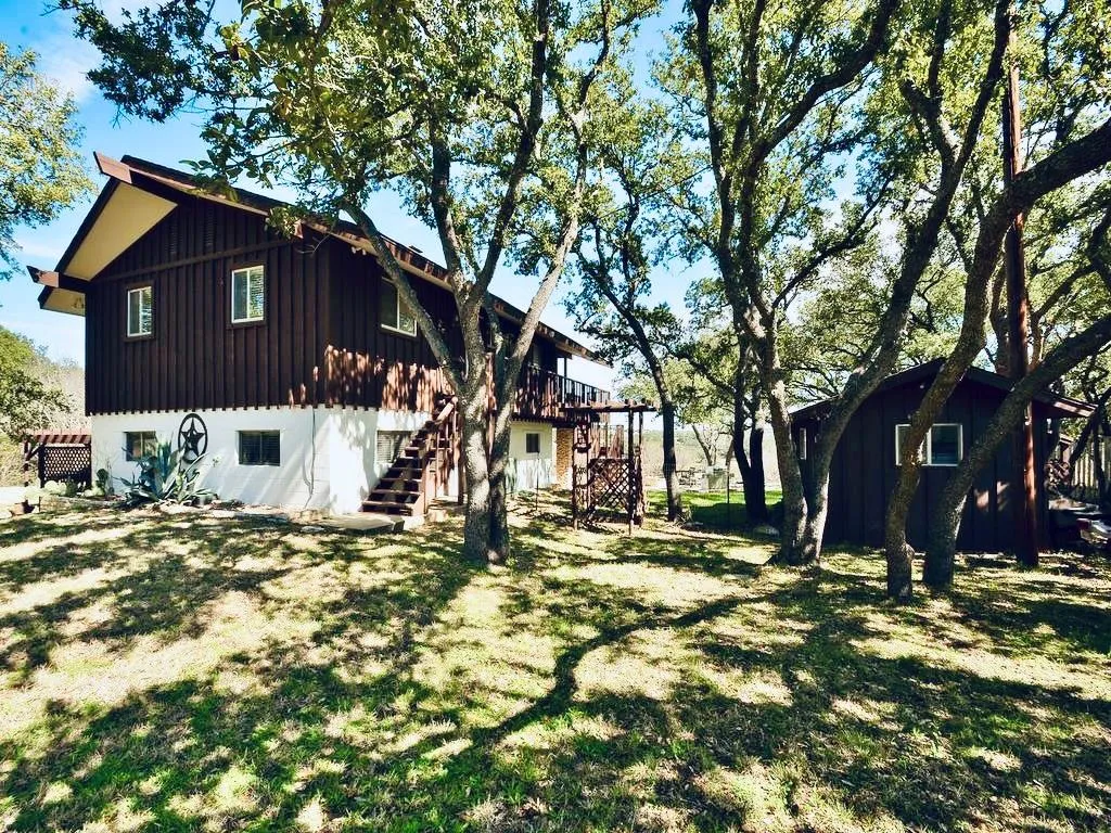 Photo 4 of 729 NOMAD DR