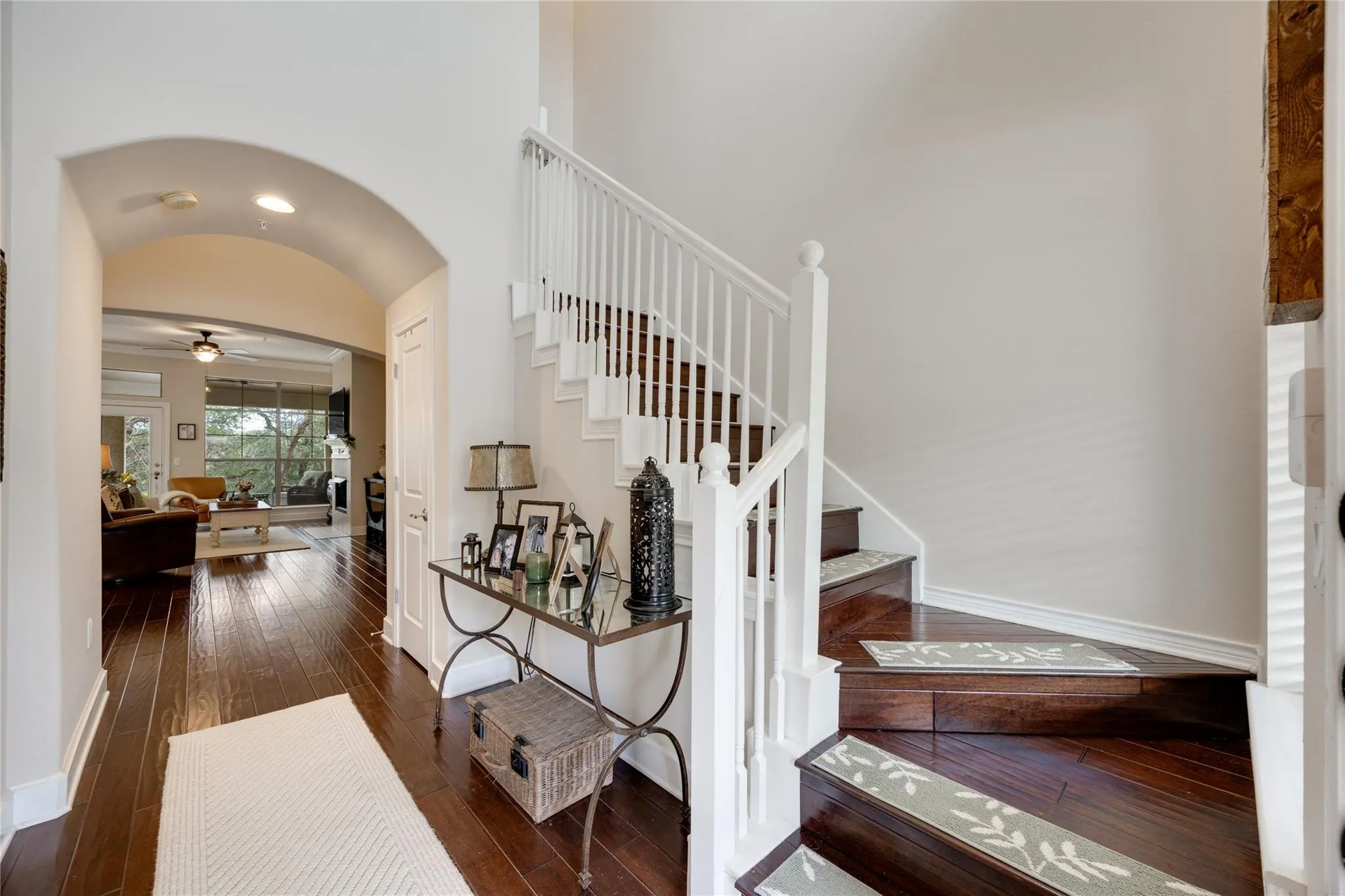 Photo 4 of 7800 SOUTHWEST PKWY #412