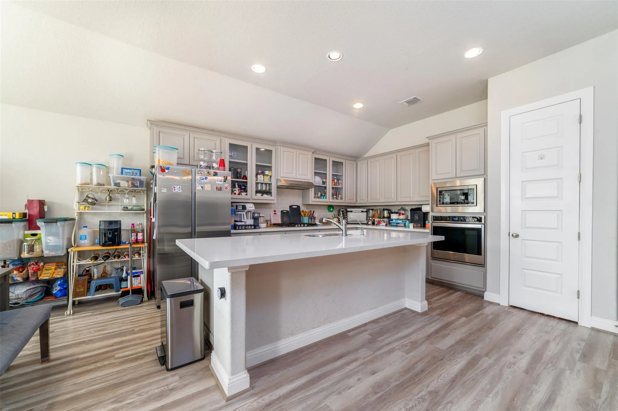 Photo 5 of 273 RIMROCK CT