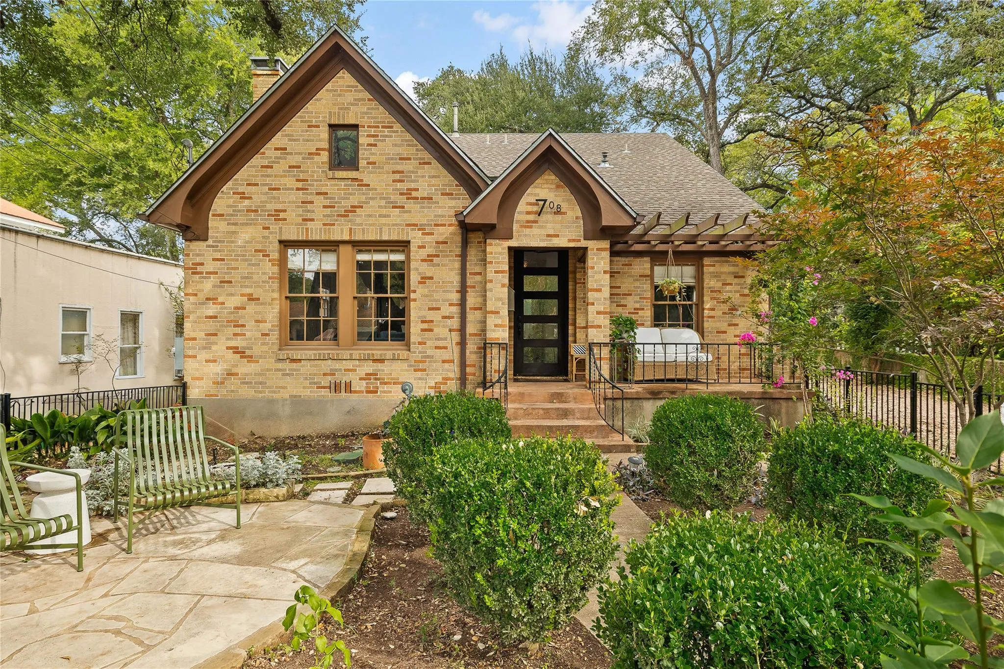 Photo of 708 SPARKS AVE, Austin, TX, 78705
