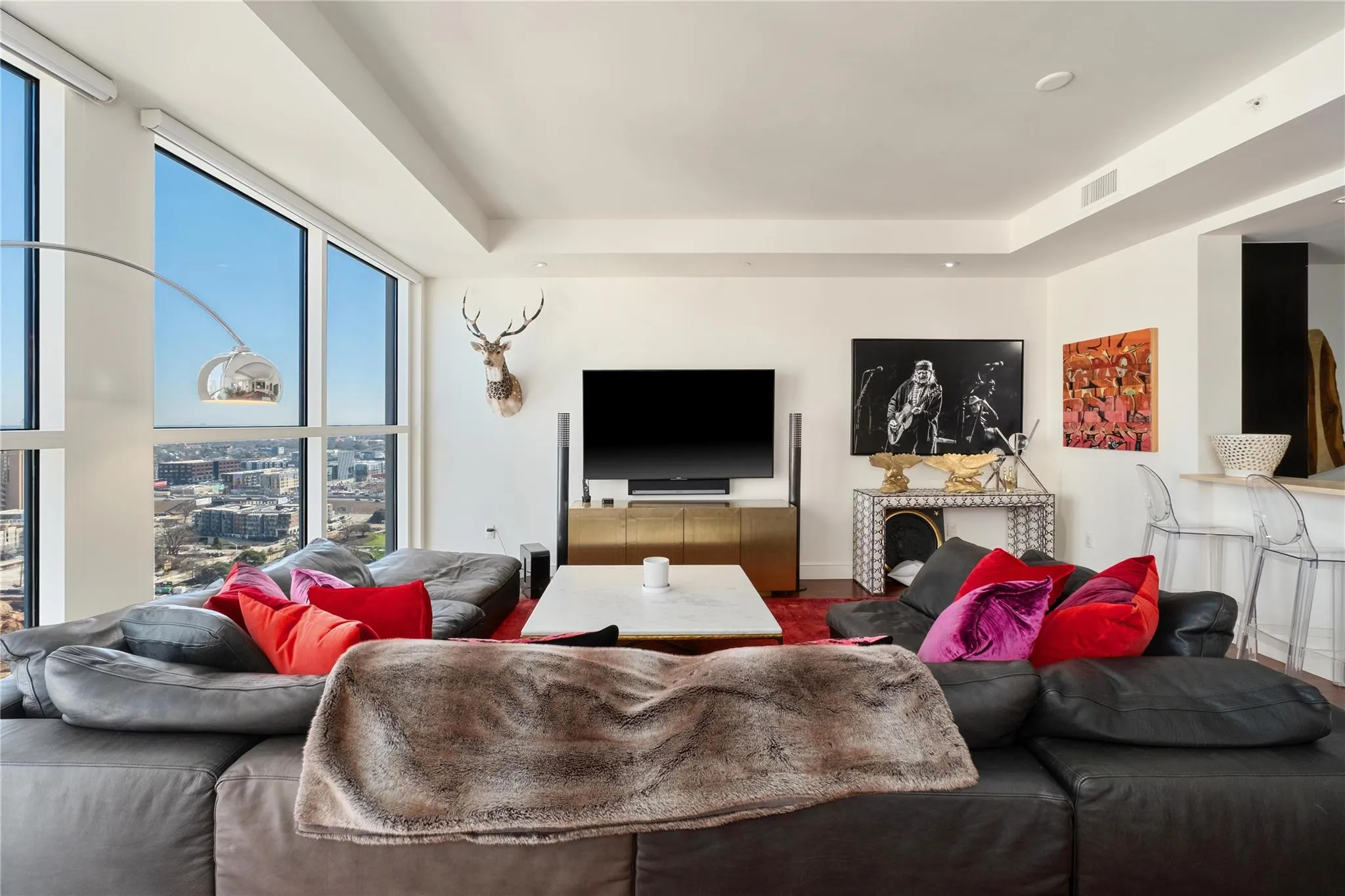 Photo 3 of 98 SAN JACINTO BLVD #2203