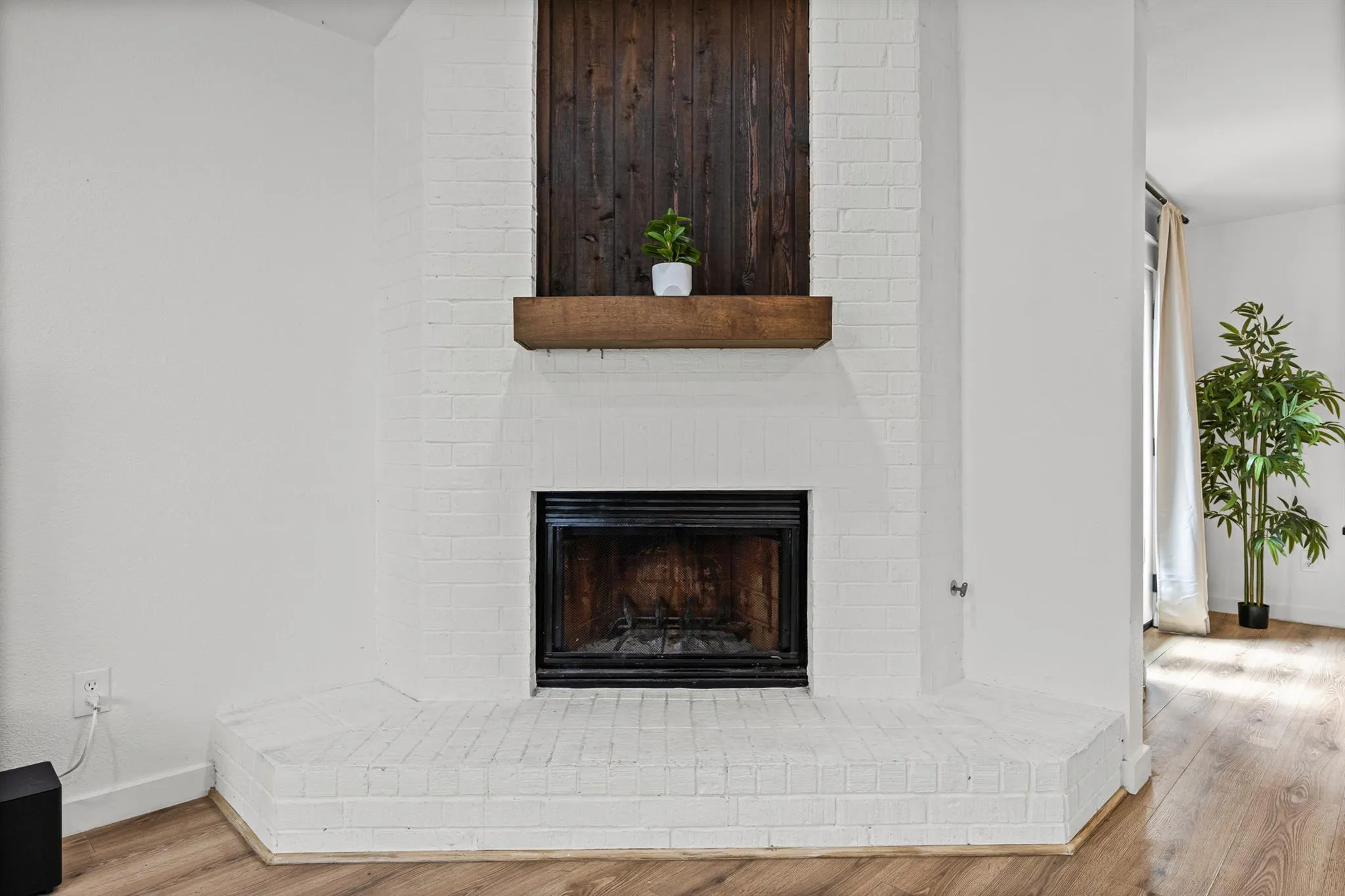 Photo 4 of 13200 ELYSIAN FIELDS CV